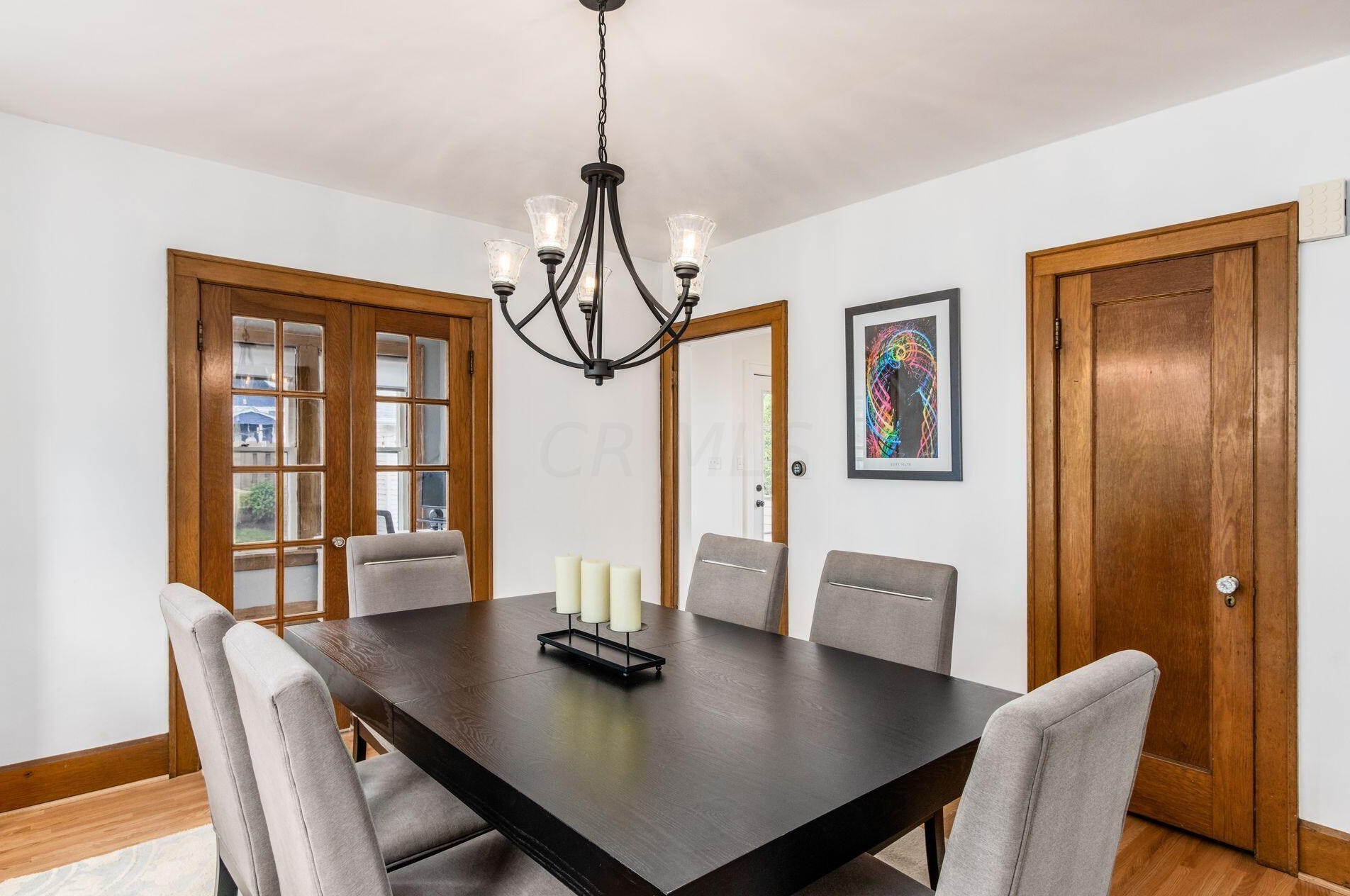 260 Kenworth Rd, Columbus OH  43214-4010 exterior