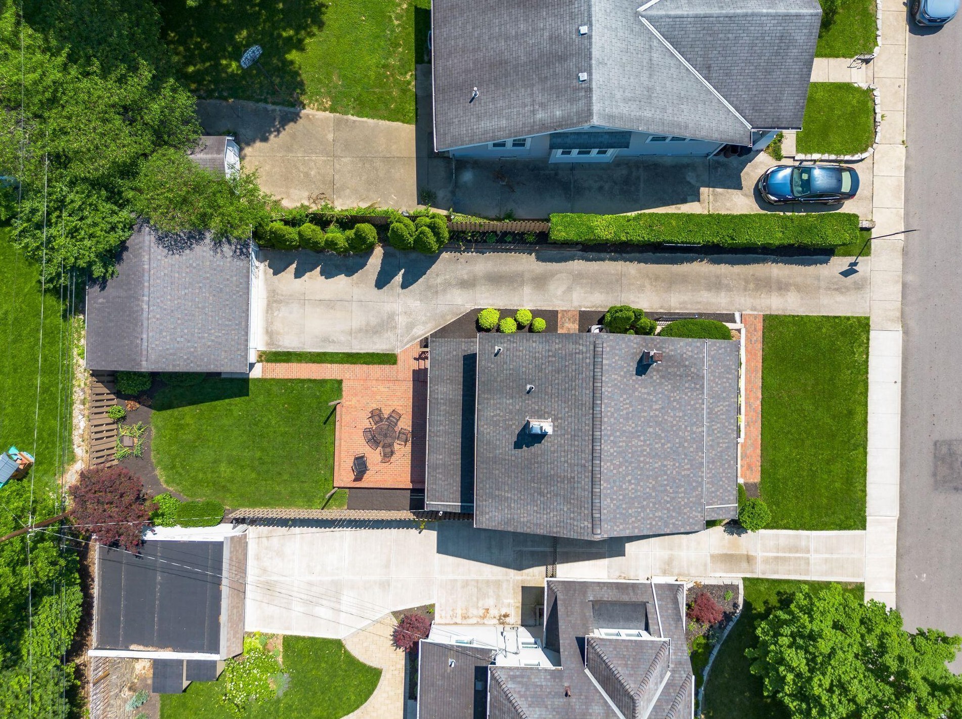 260 Kenworth Rd, Columbus OH  43214-4010 exterior