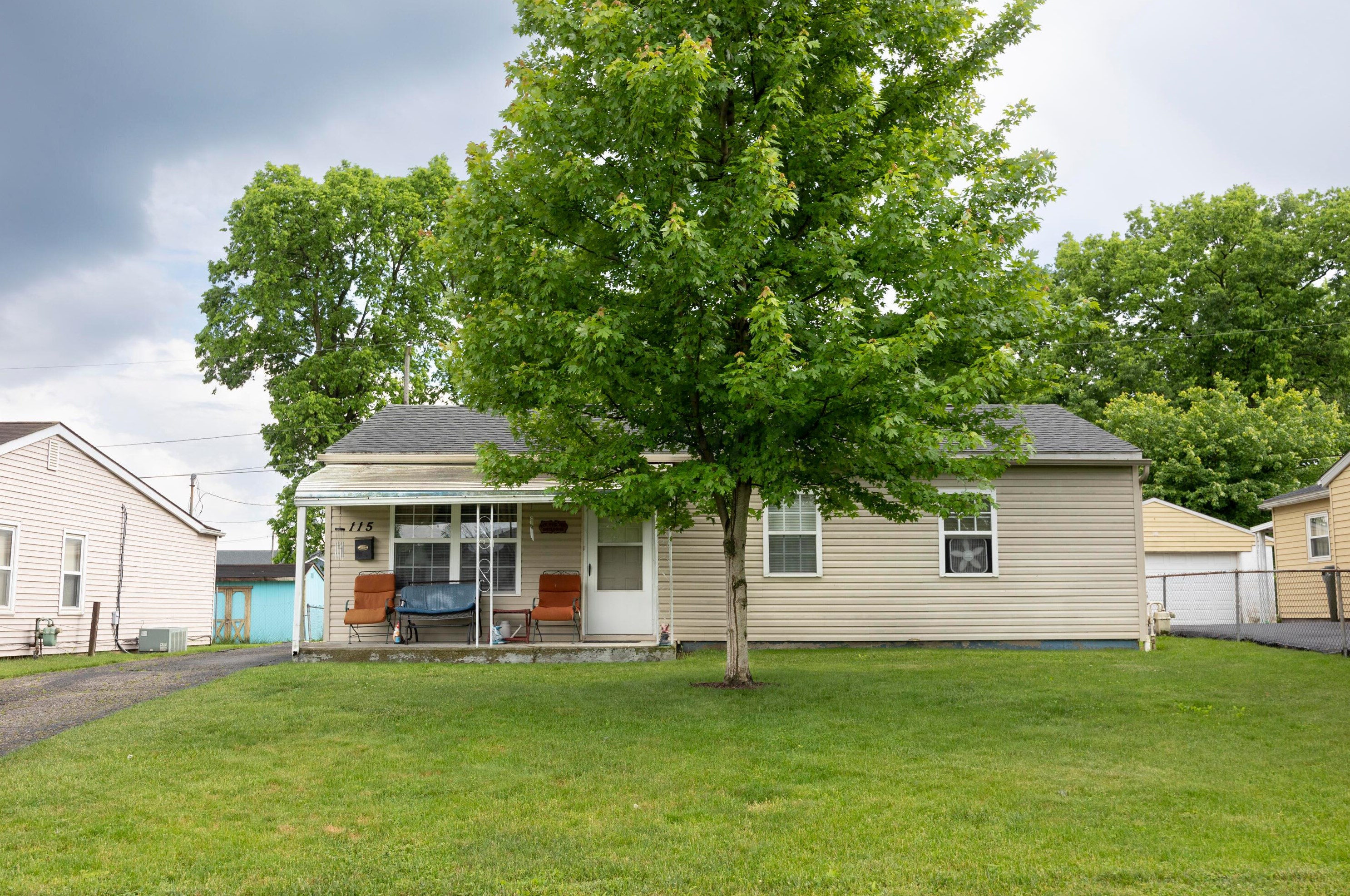 115 Phelps Rd, Columbus OH 43207-3664 exterior