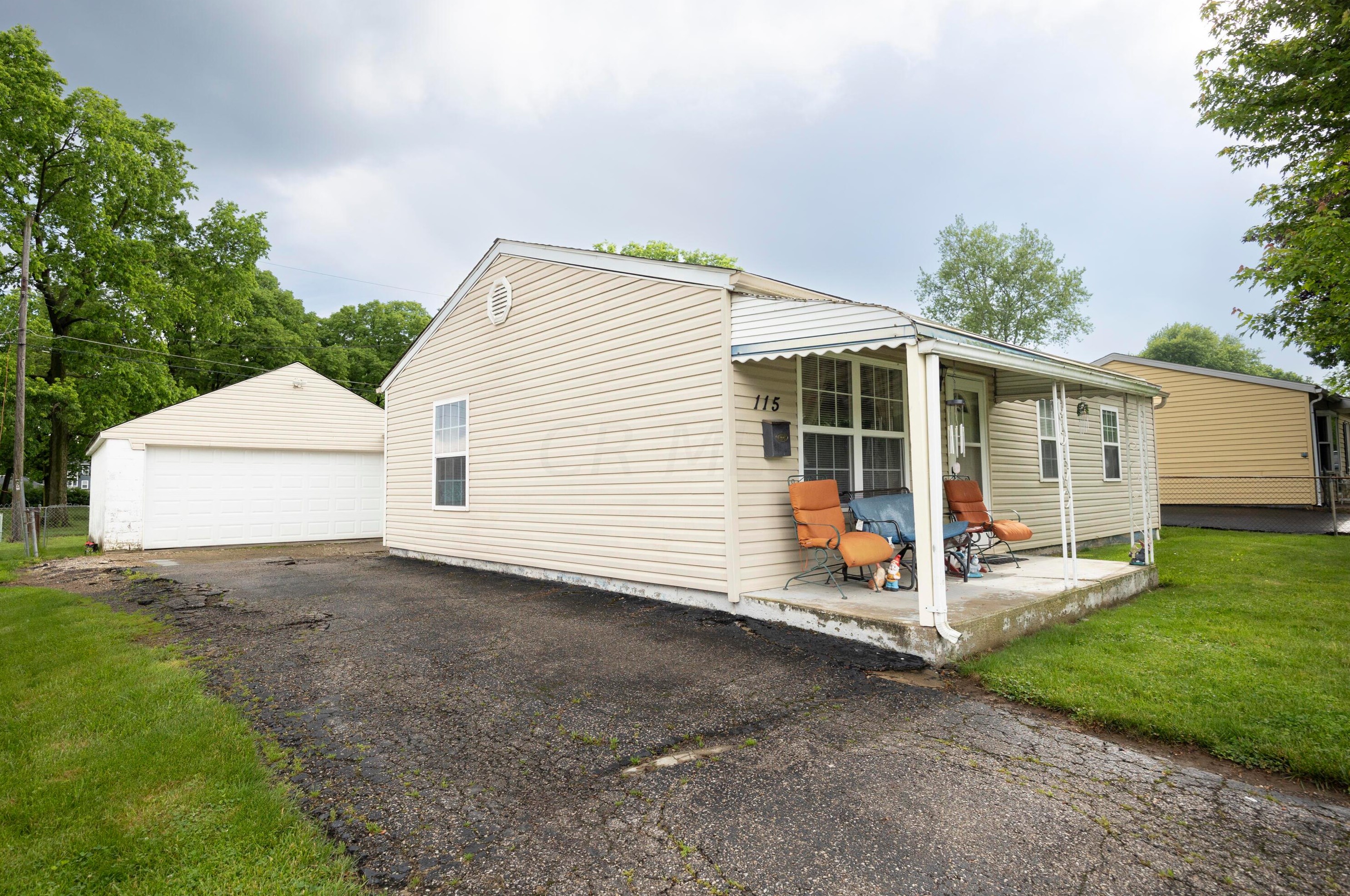 115 Phelps Rd, Columbus OH 43207-3664 exterior