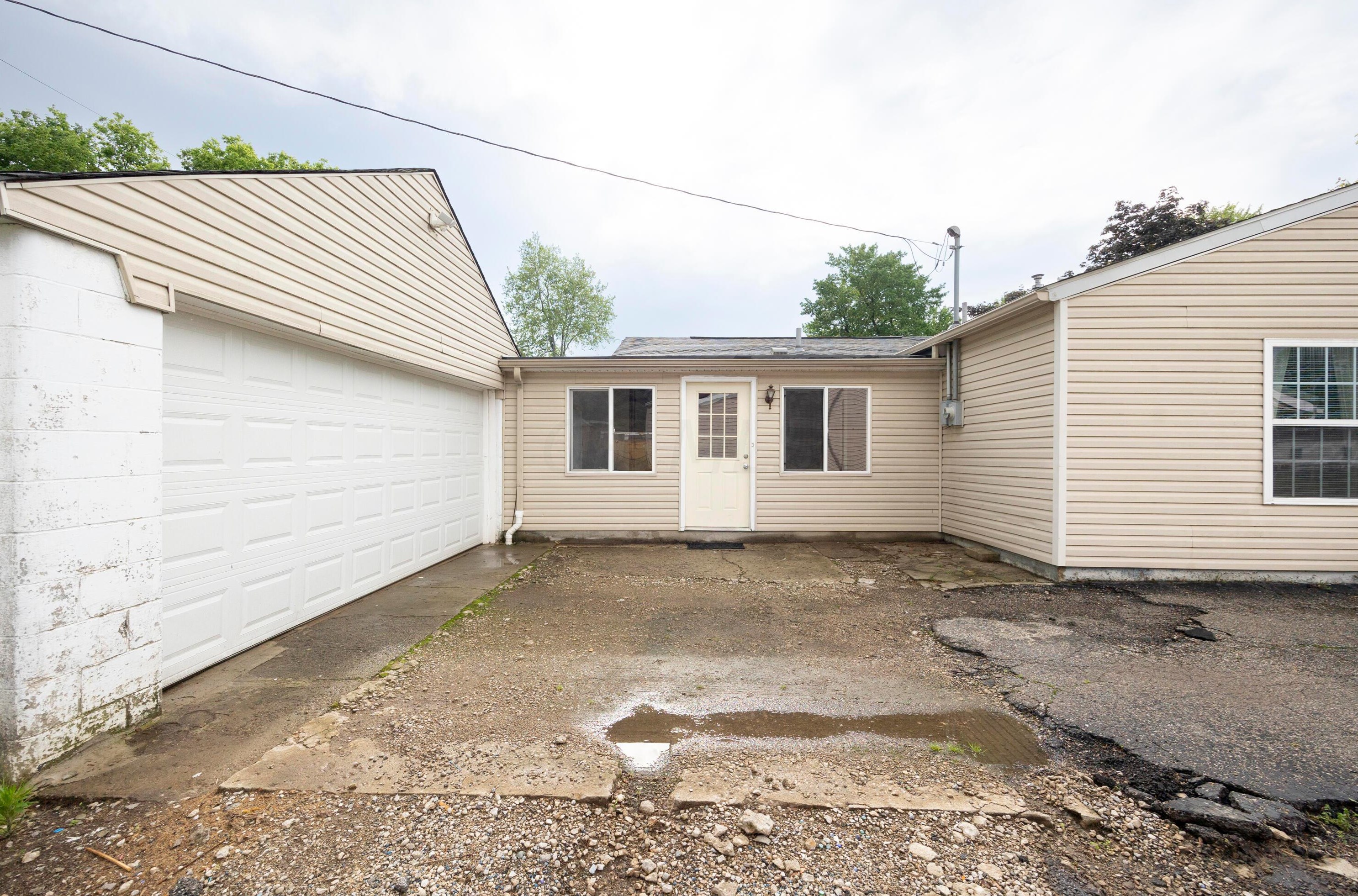 115 Phelps Rd, Columbus OH 43207-3664 exterior