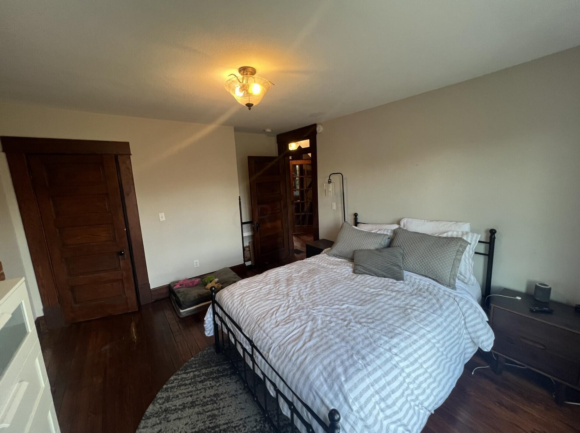 1213 Hamlet St, Columbus OH  43201-2836 exterior