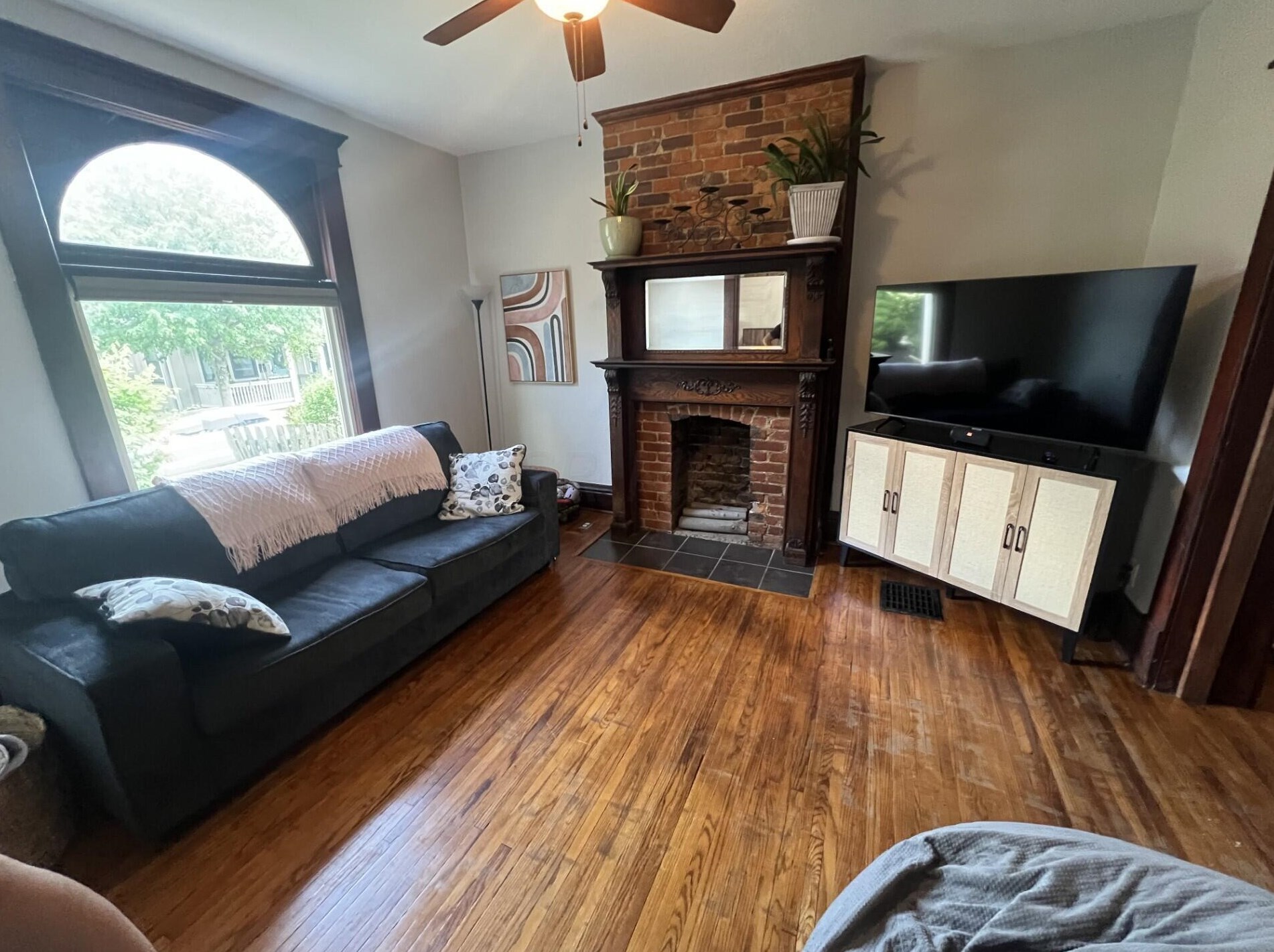 1213 Hamlet St, Columbus OH  43201-2836 exterior