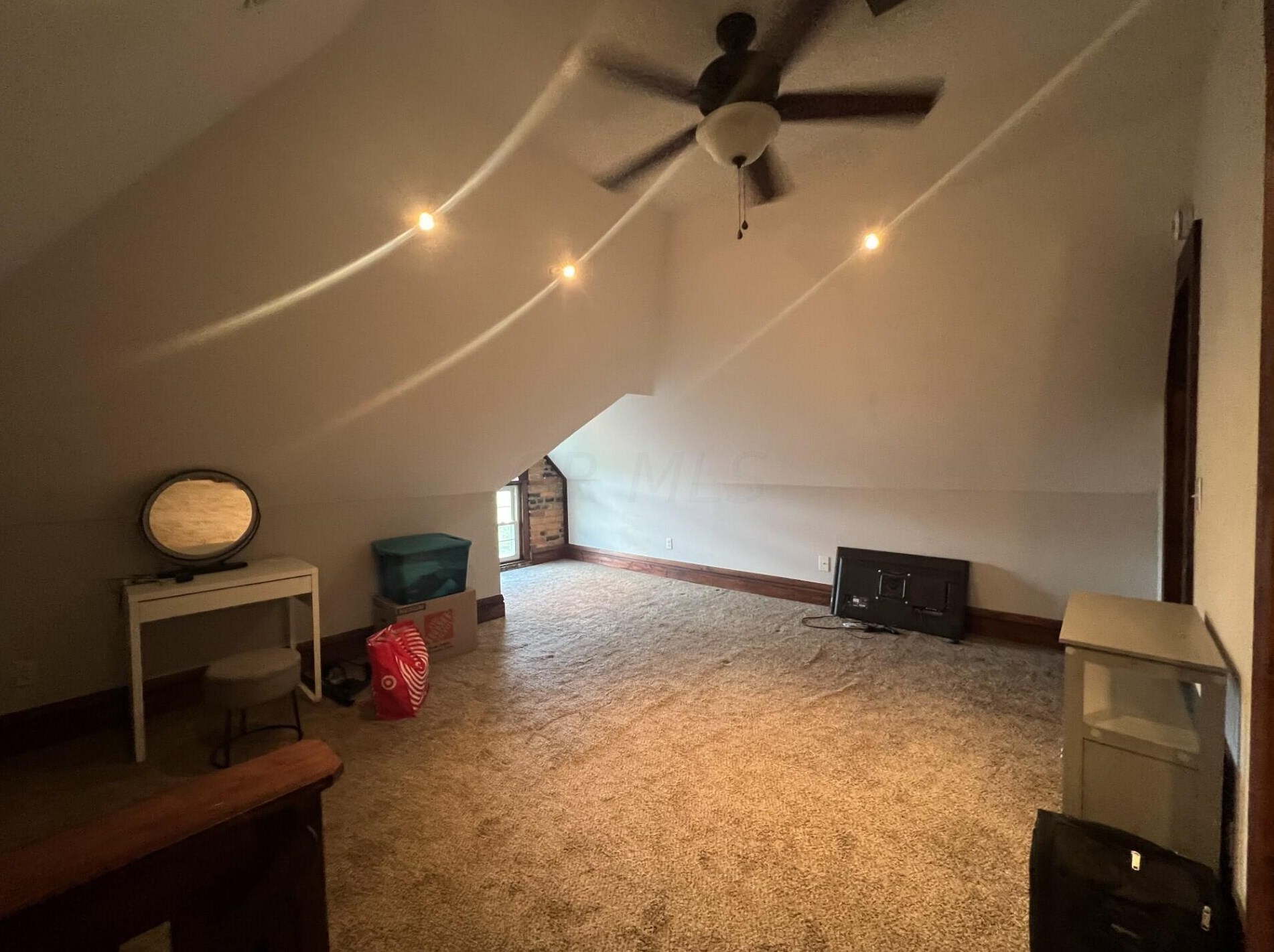 1213 Hamlet St, Columbus OH  43201-2836 exterior