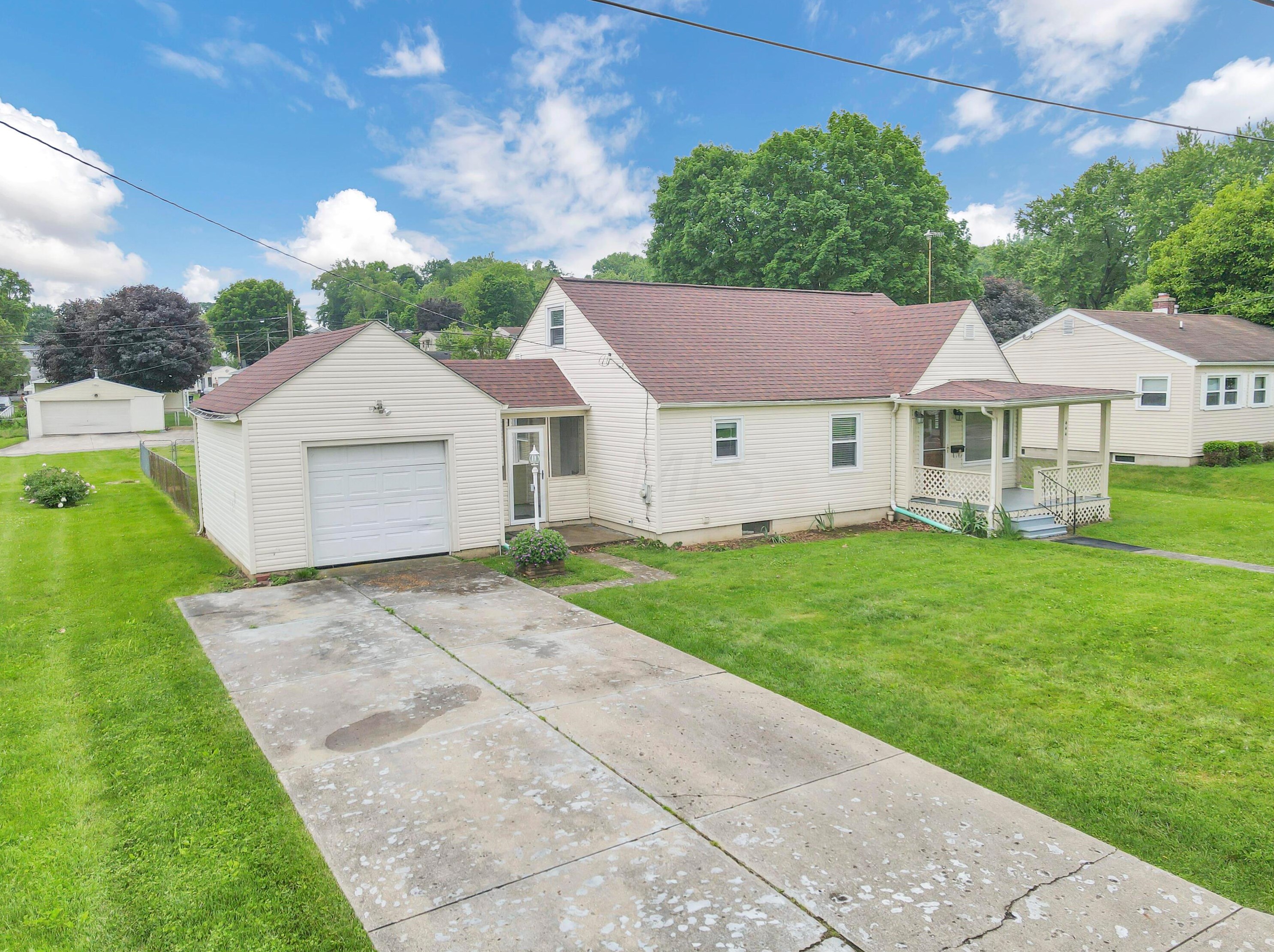 444 Reese Ave, Lancaster OH 43130-4541 exterior