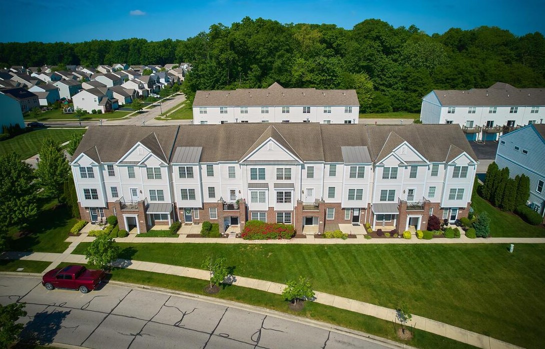 5944 Woodshire Dr #306, Westerville, OH 43081