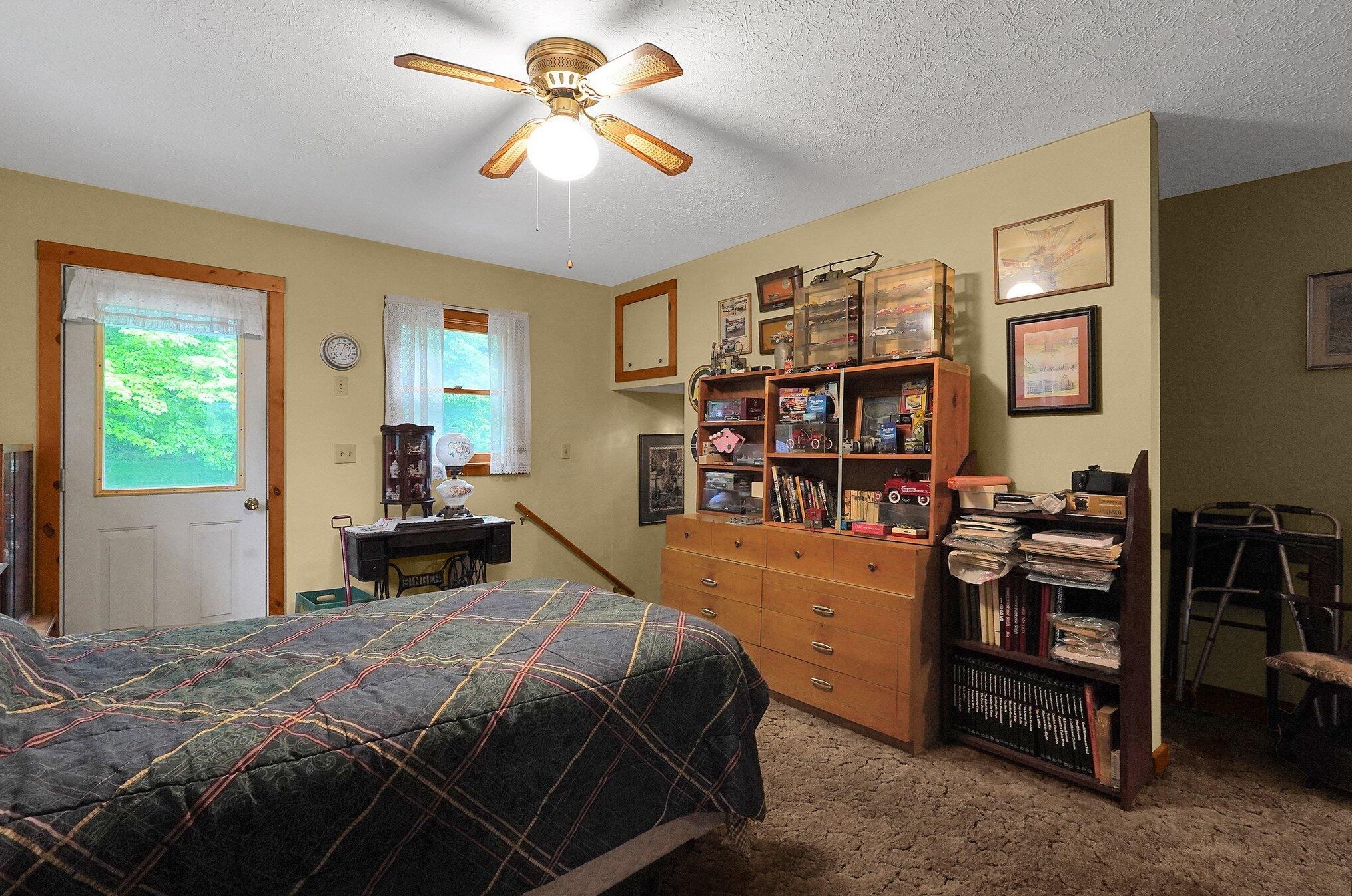 1229 Un Sta Rd, Granville OH  43023-9510 exterior