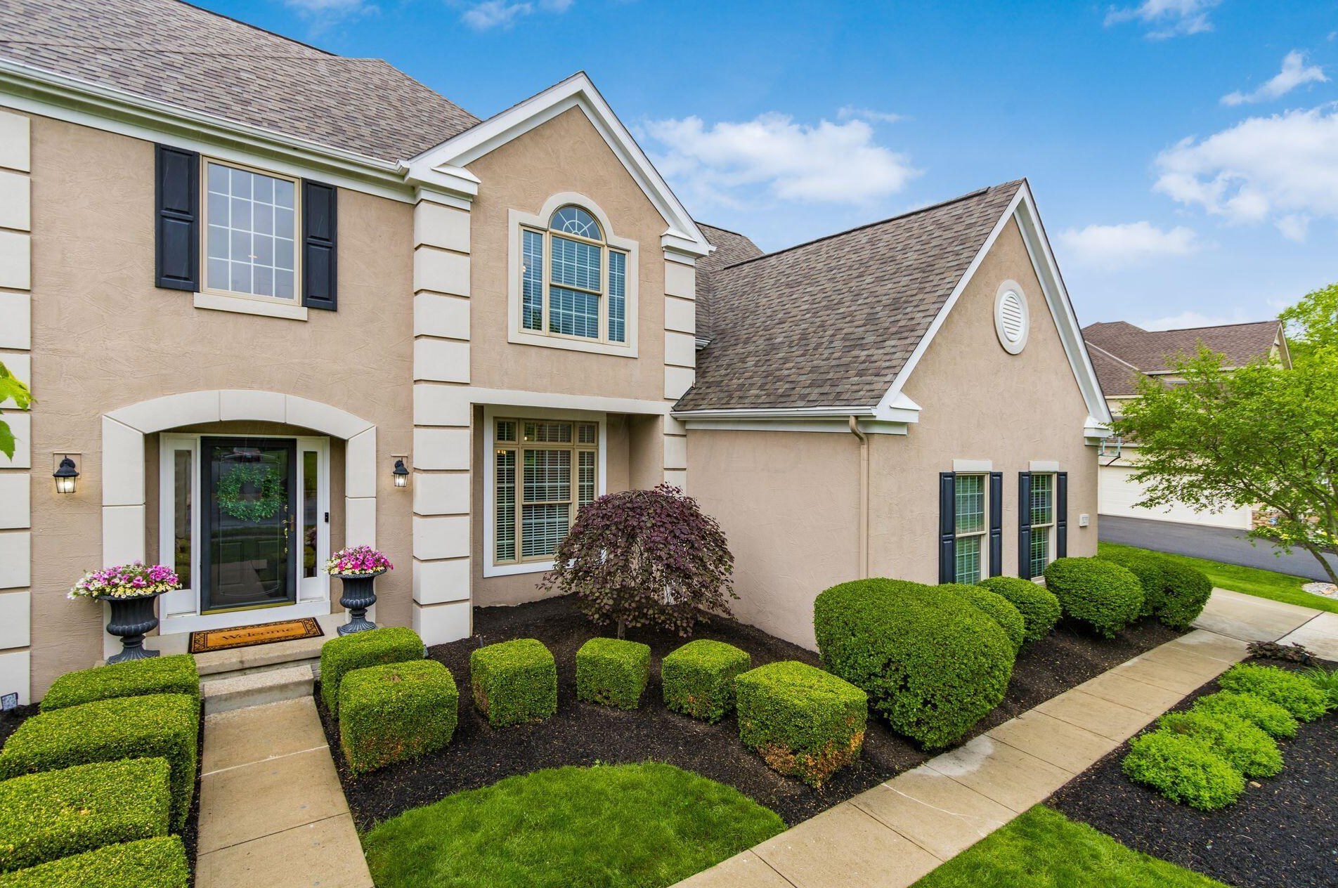 5255 Harbor Pointe Dr, Galena, OH 43021-9025