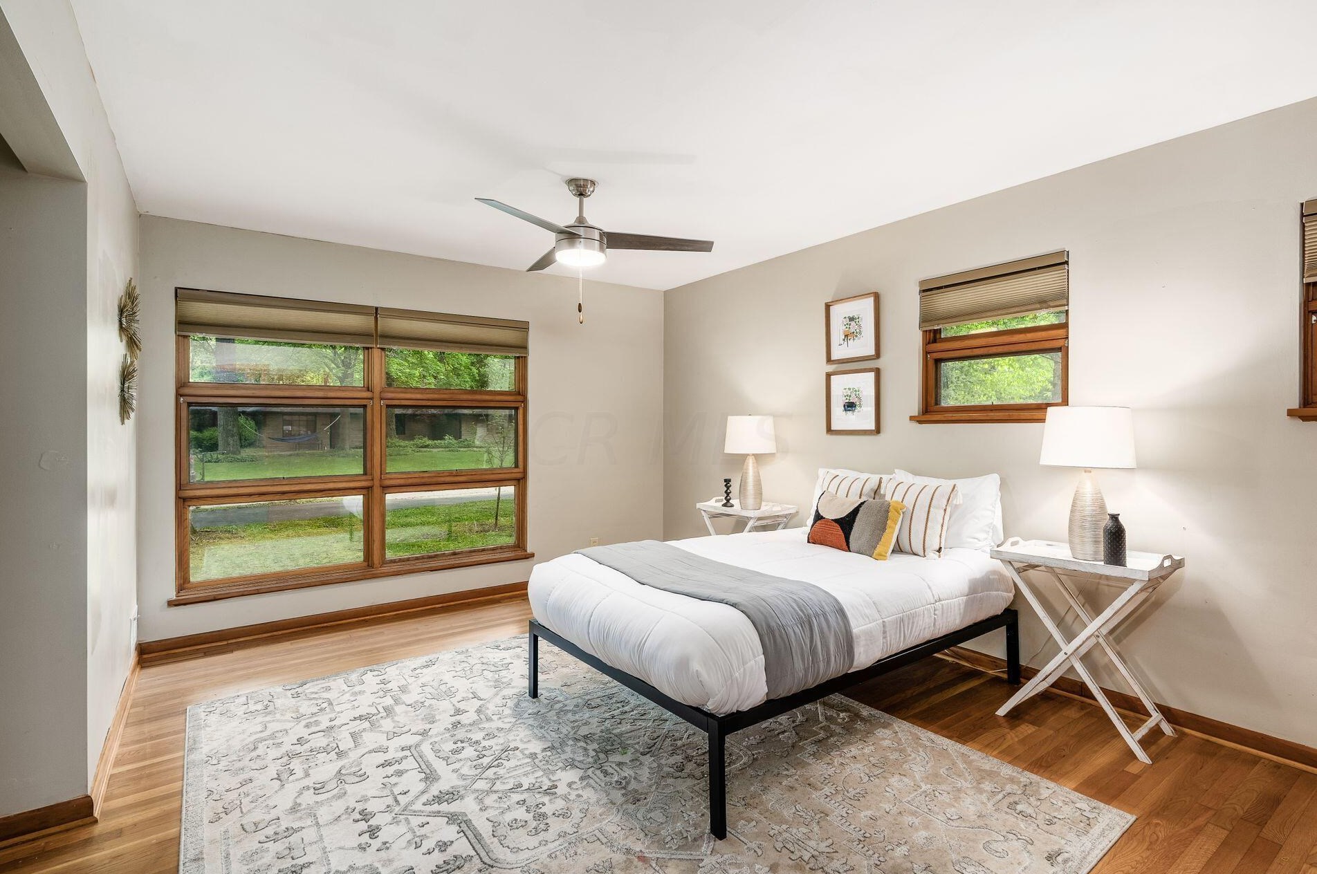 2660 Minerva Lake Rd, Columbus OH  43231-4870 exterior