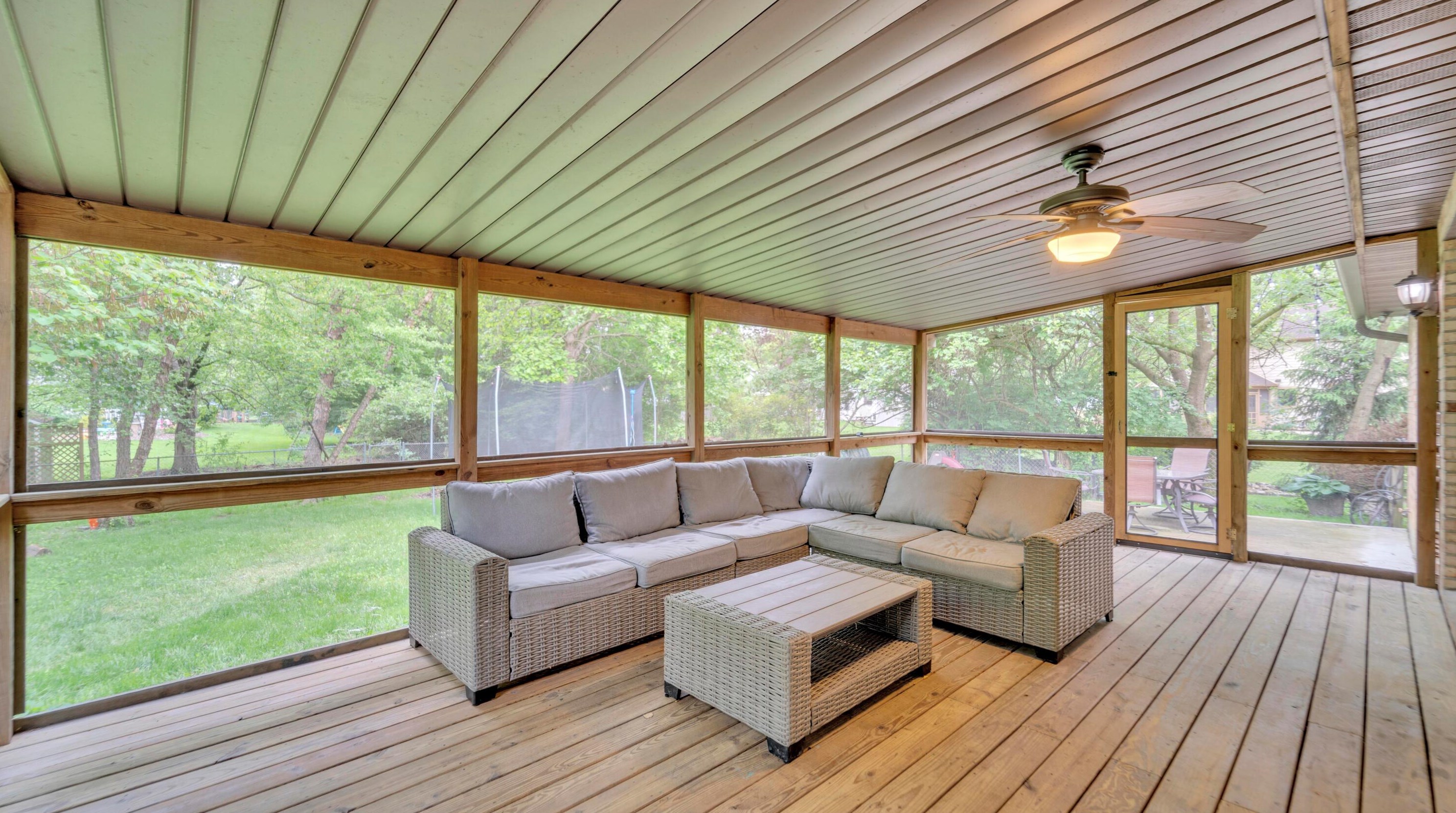 800 Cherry Btm Rd, Columbus OH 43230-2109 exterior