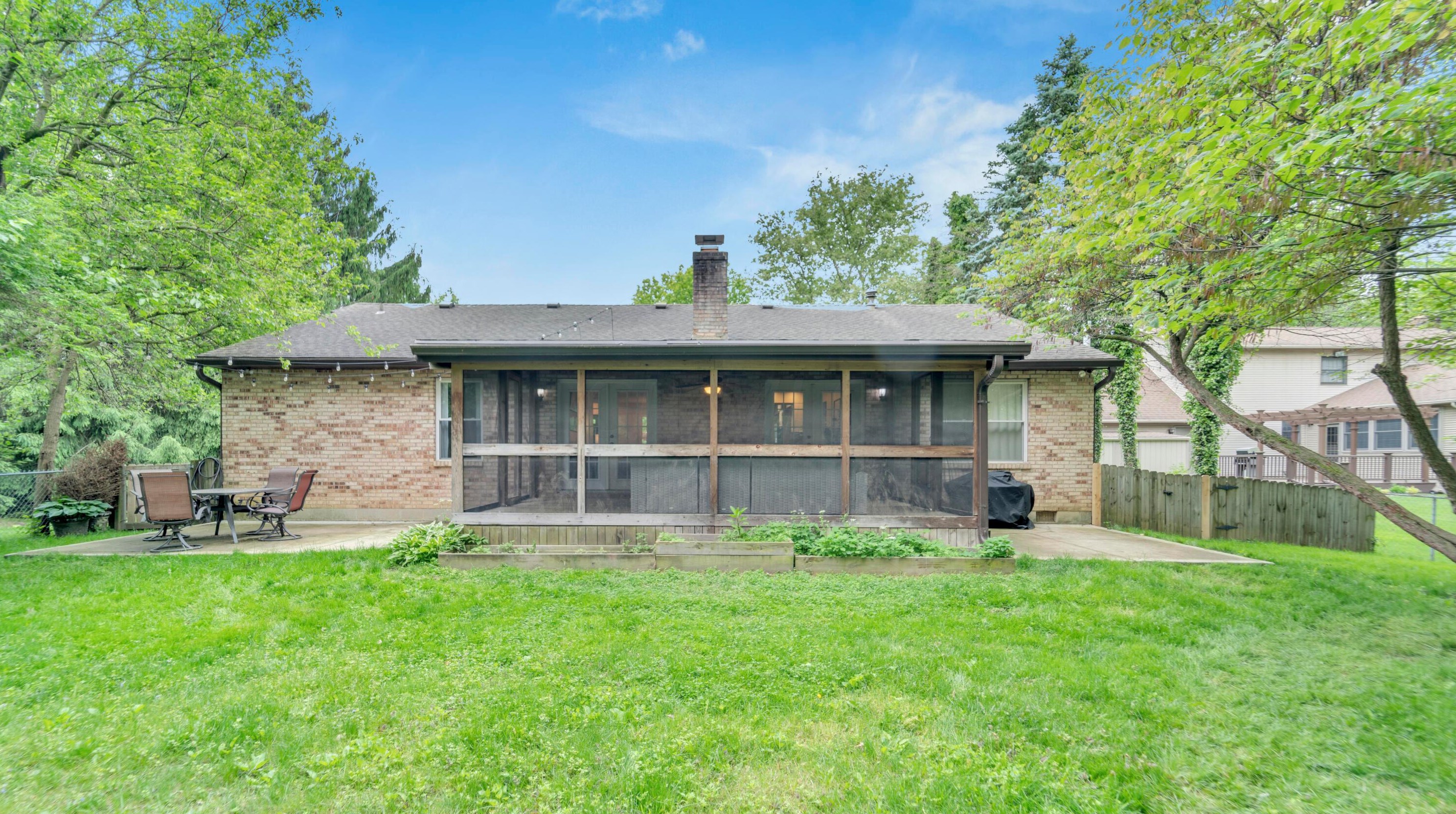 800 Cherry Btm Rd, Columbus OH 43230-2109 exterior