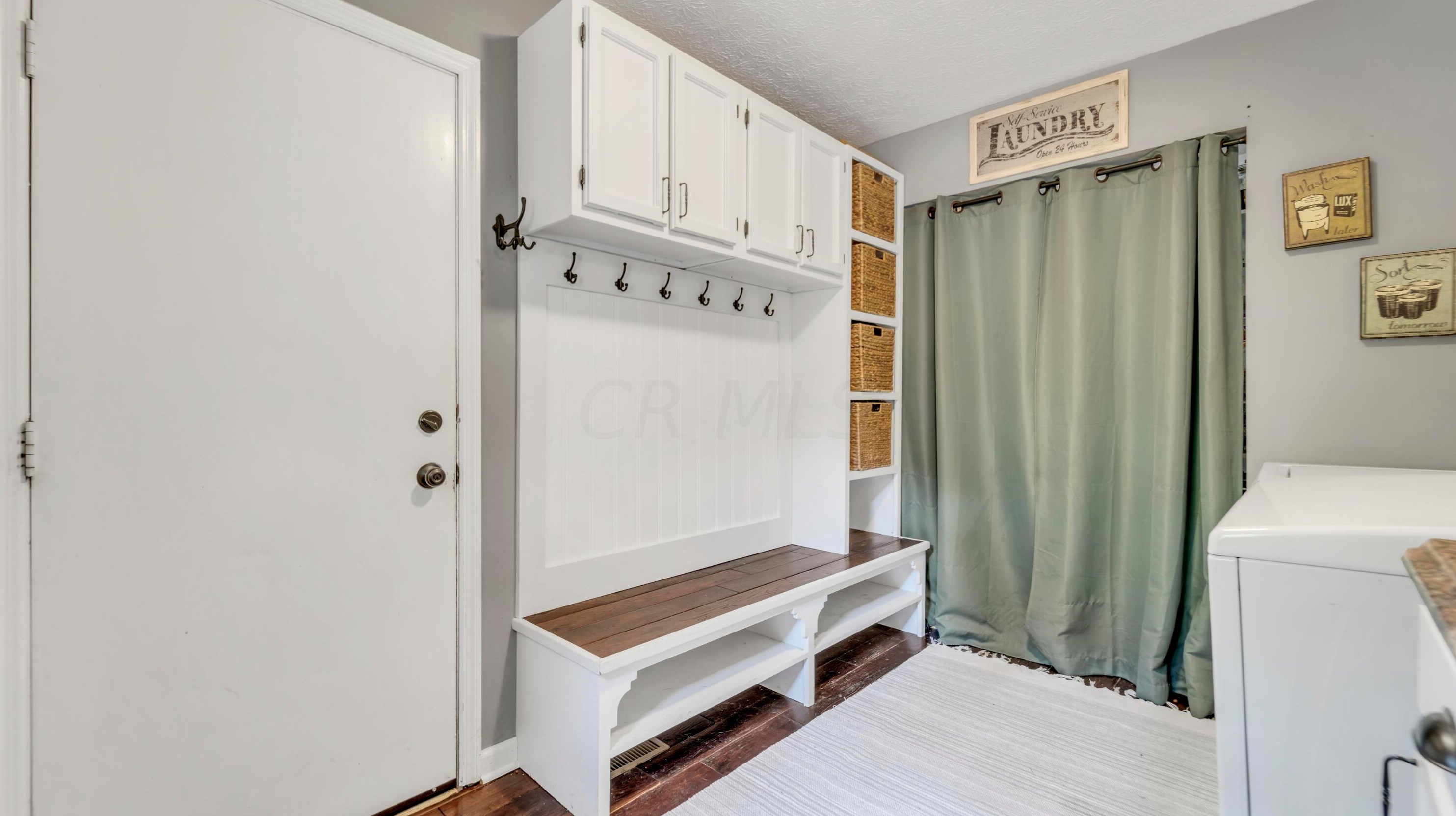 800 Cherry Btm Rd, Columbus OH 43230-2109 exterior