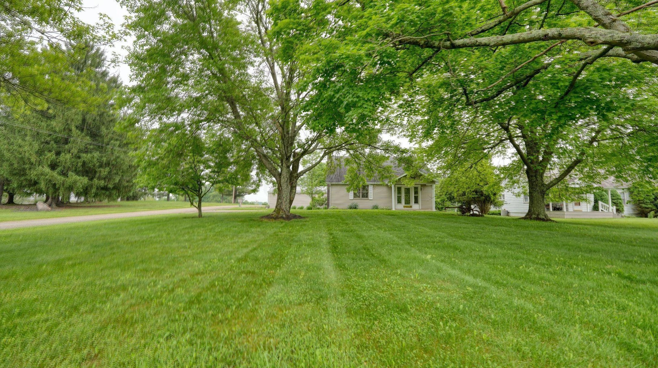 12970 Jay Layman Dr, New Concord, OH 43762-9766