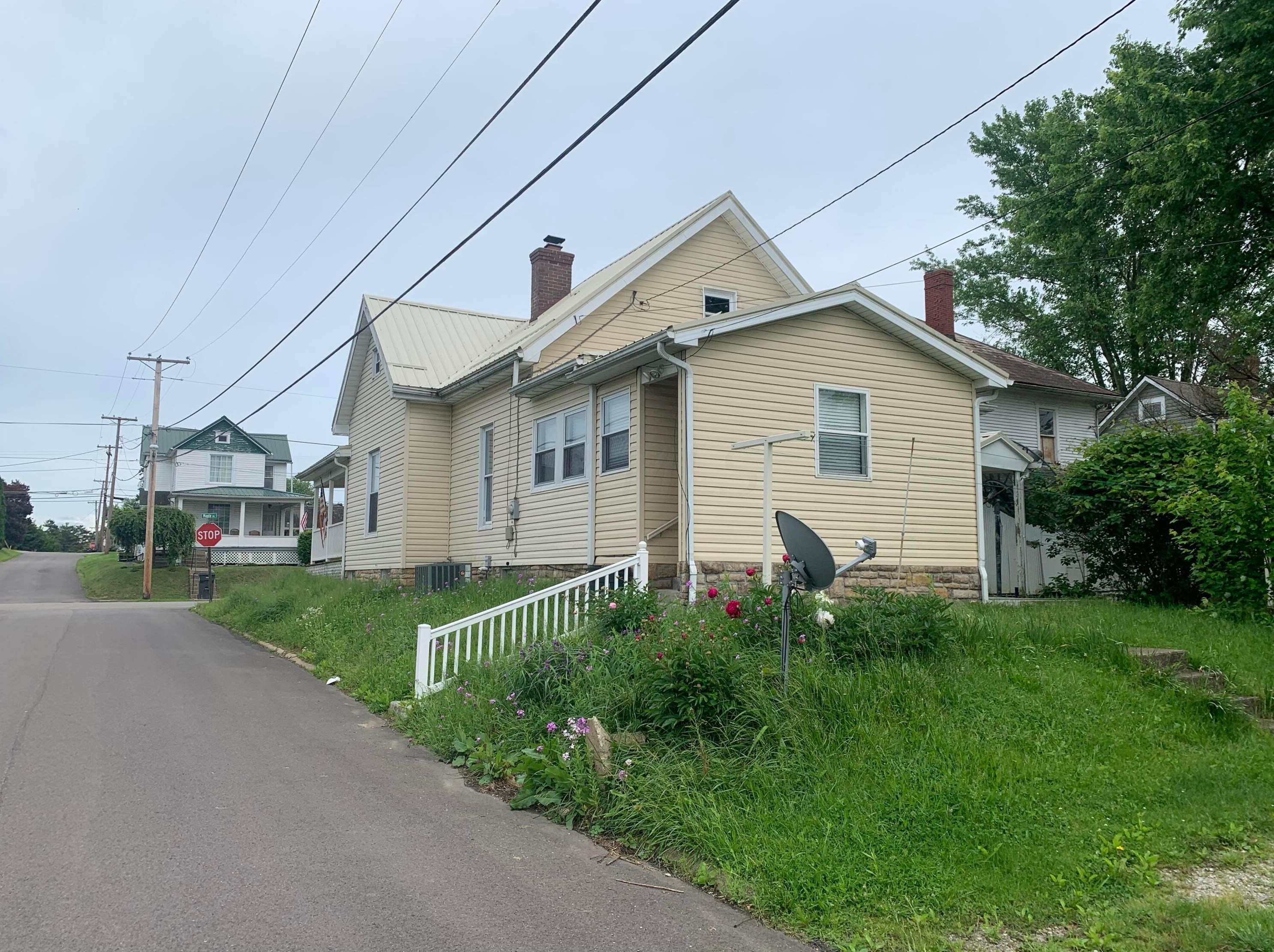 200 S Maple Heights, New Lexington, OH 43764