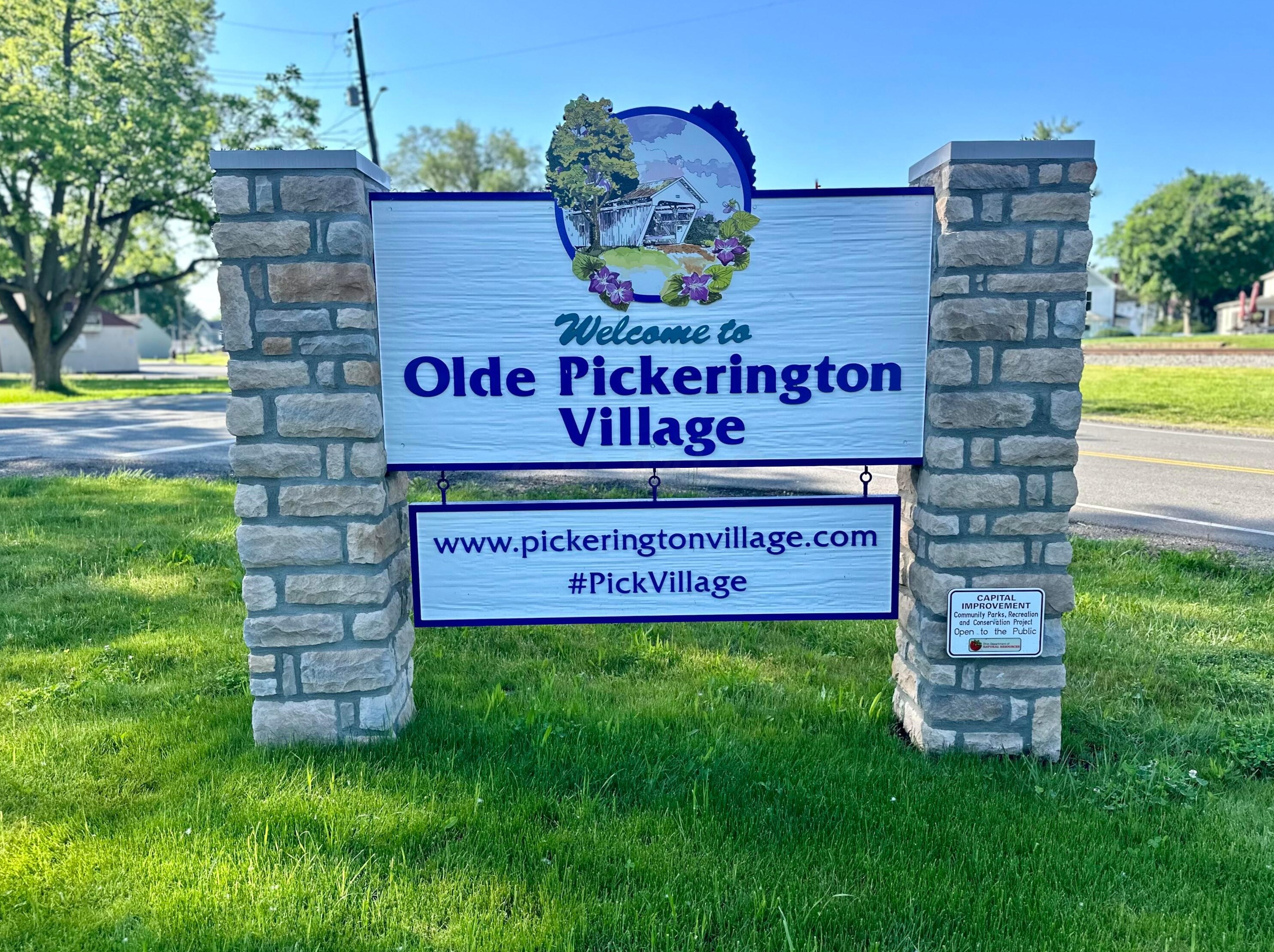 181 Center St, Pickerington OH  43147-1161 exterior