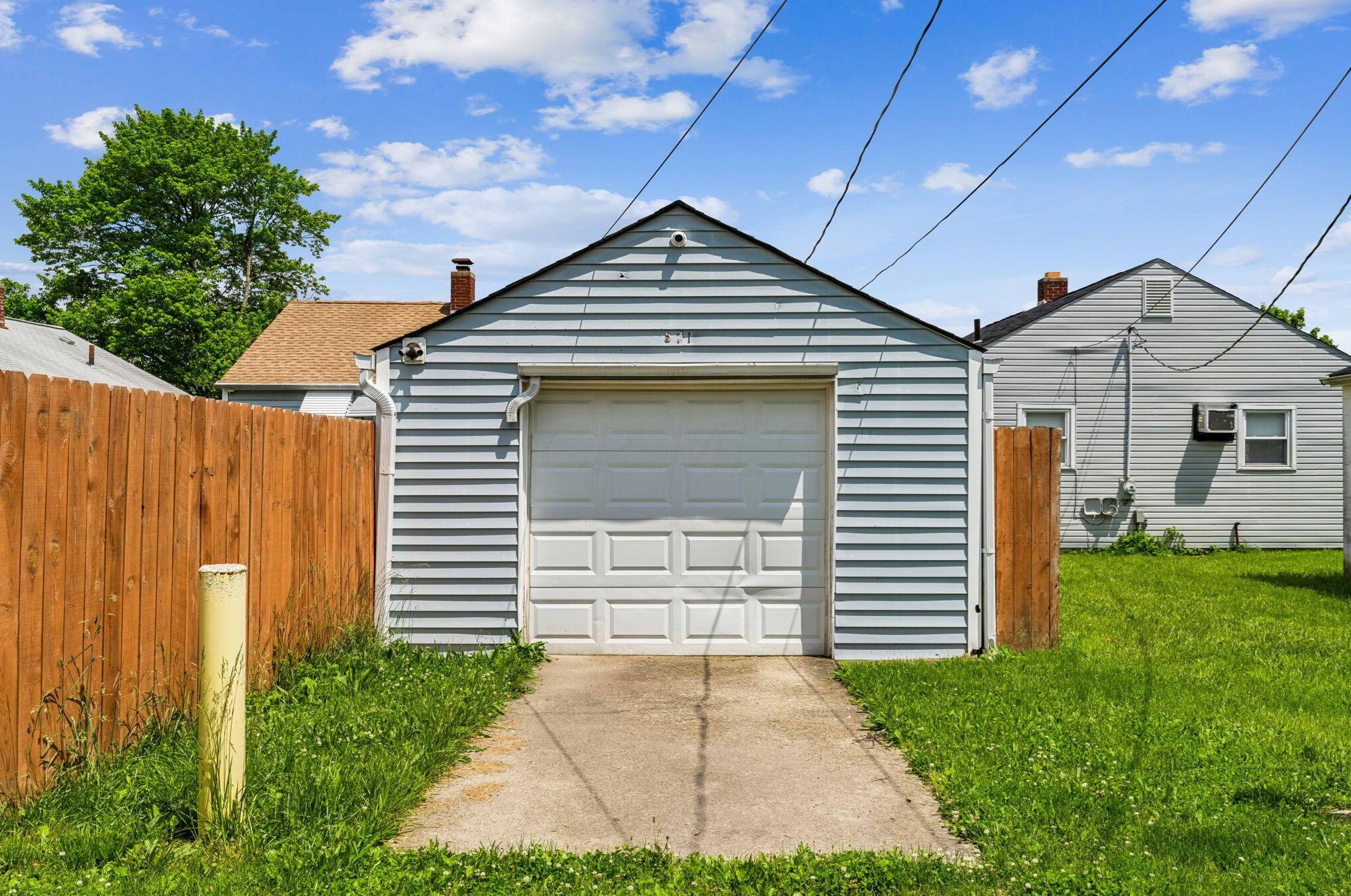 571 Reed, Columbus OH exterior