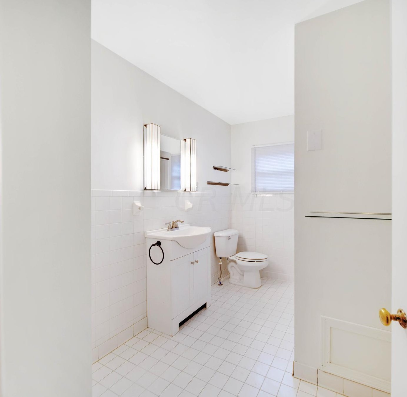 120 Edgevale Rd, Columbus OH 43221-1155 exterior