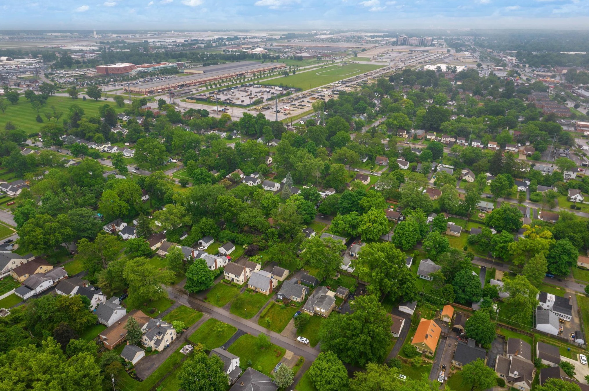 120 Edgevale Rd, Columbus OH 43221-1155 exterior