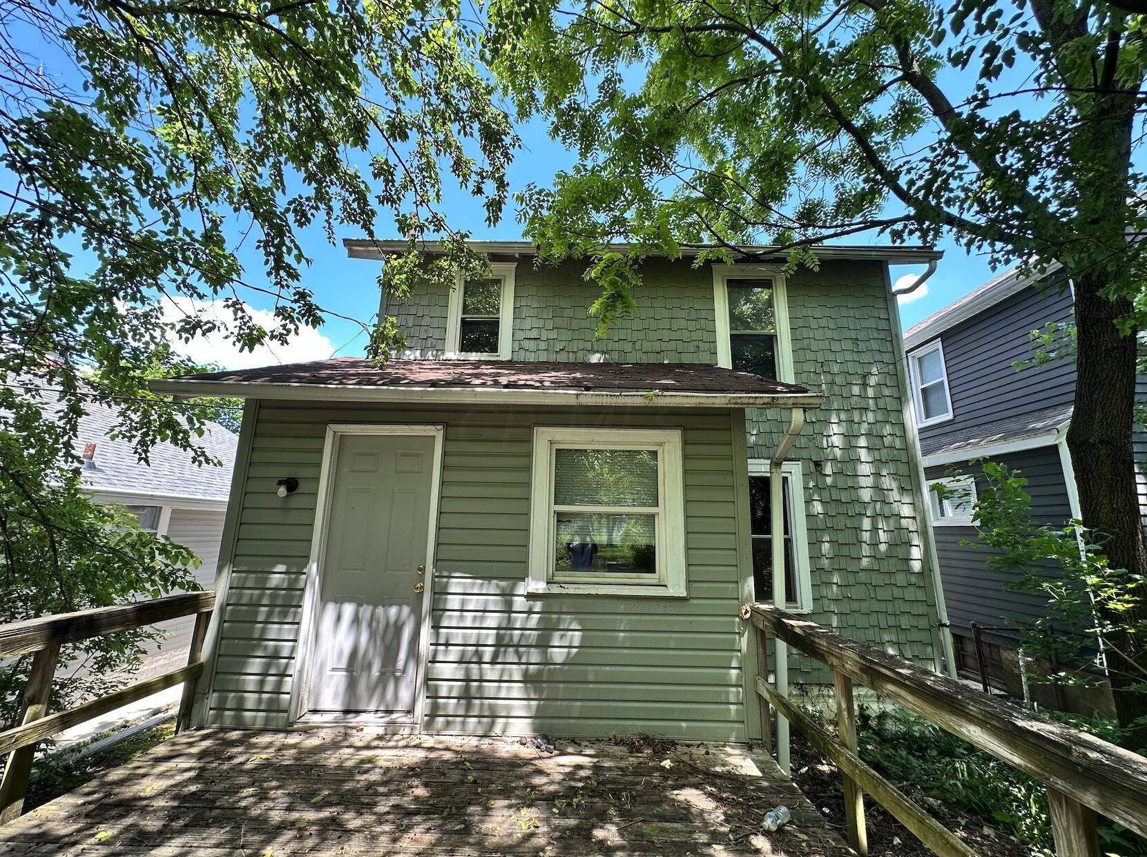1247 Genessee Ave, Columbus, OH 43211-1315