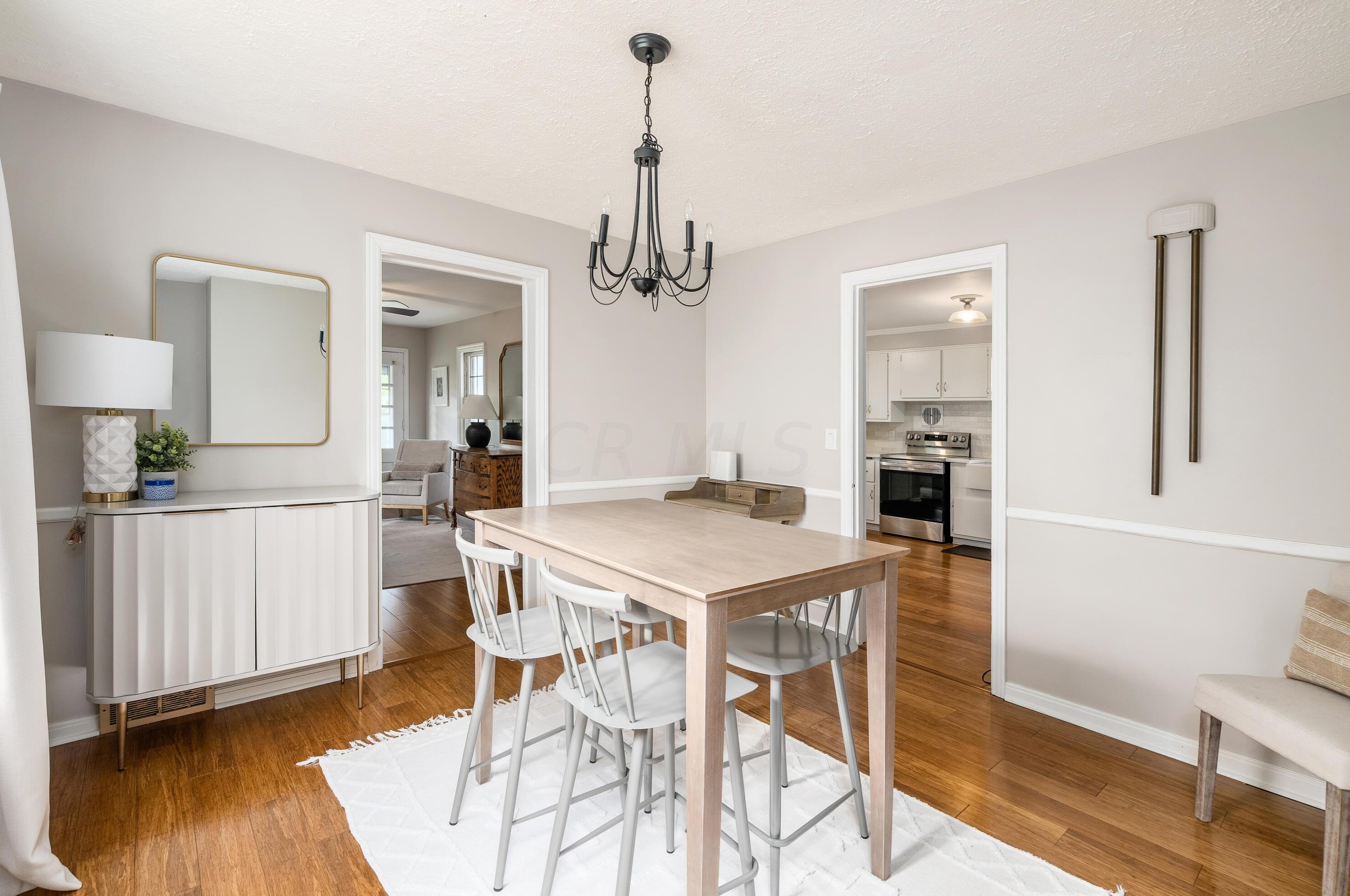 256 Schreyer Pl, Columbus OH  43214-2727 exterior