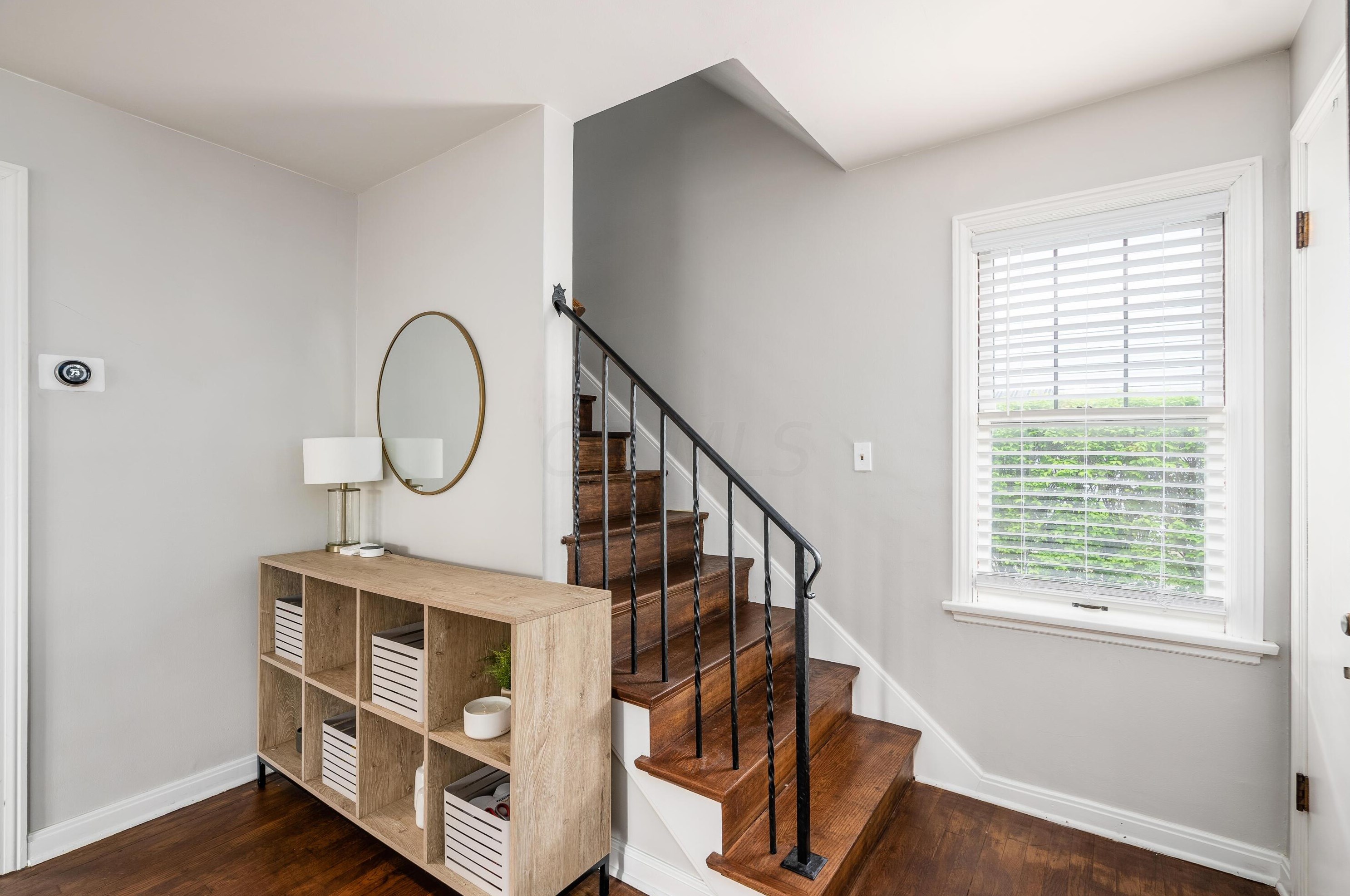 256 Schreyer Pl, Columbus OH  43214-2727 exterior