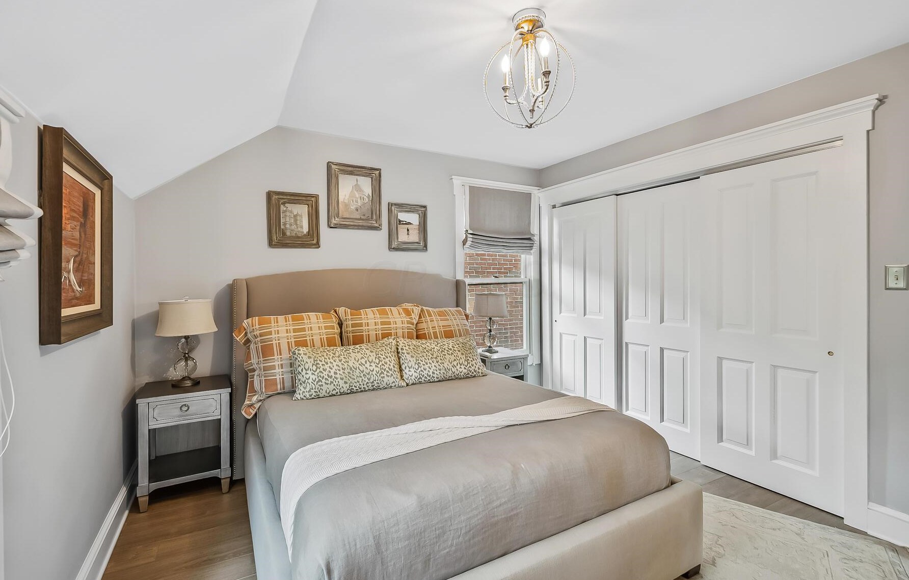 310 Alexander Aly, Columbus OH 43206-2190 exterior