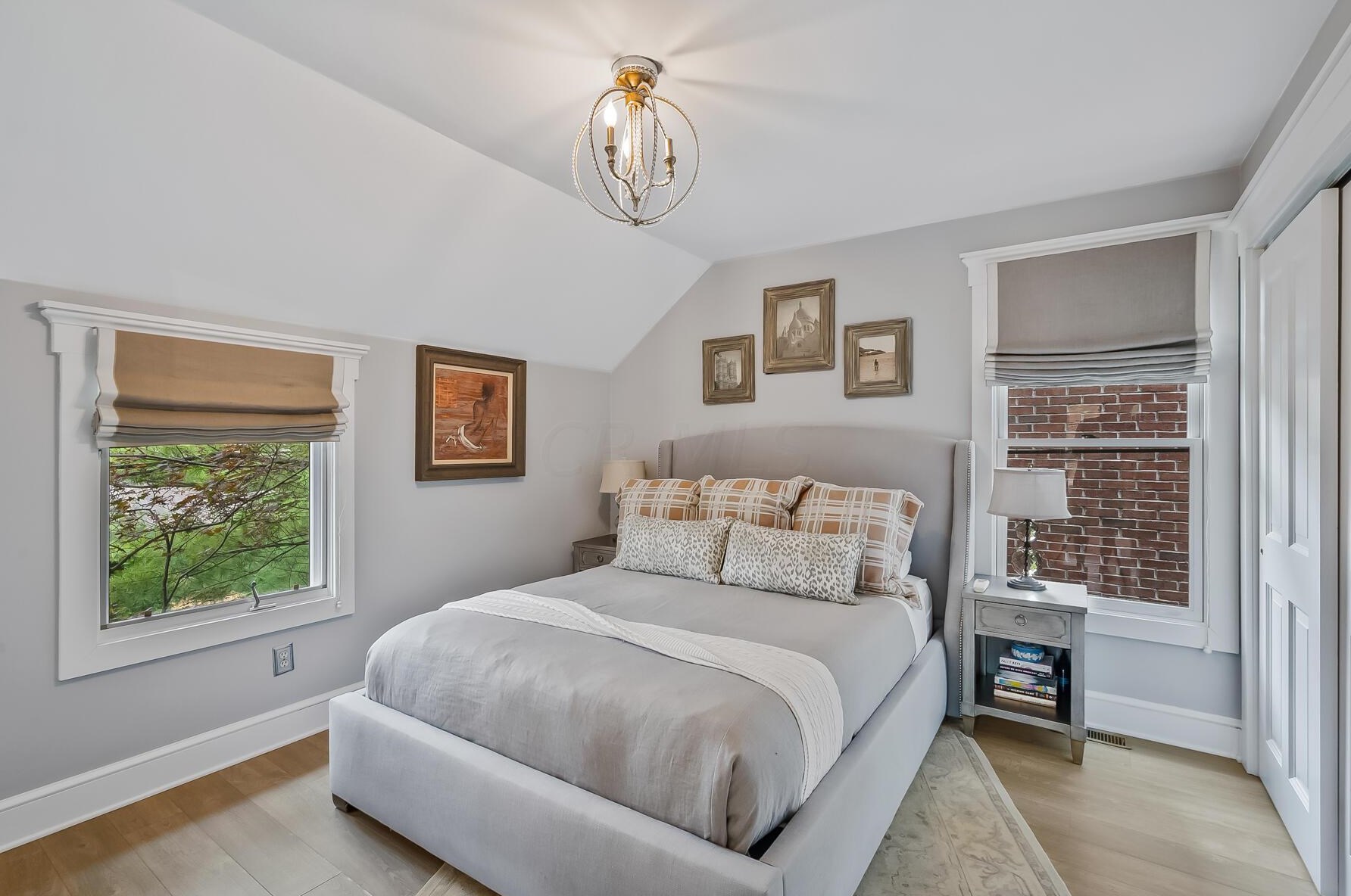 310 Alexander Aly, Columbus OH 43206-2190 exterior