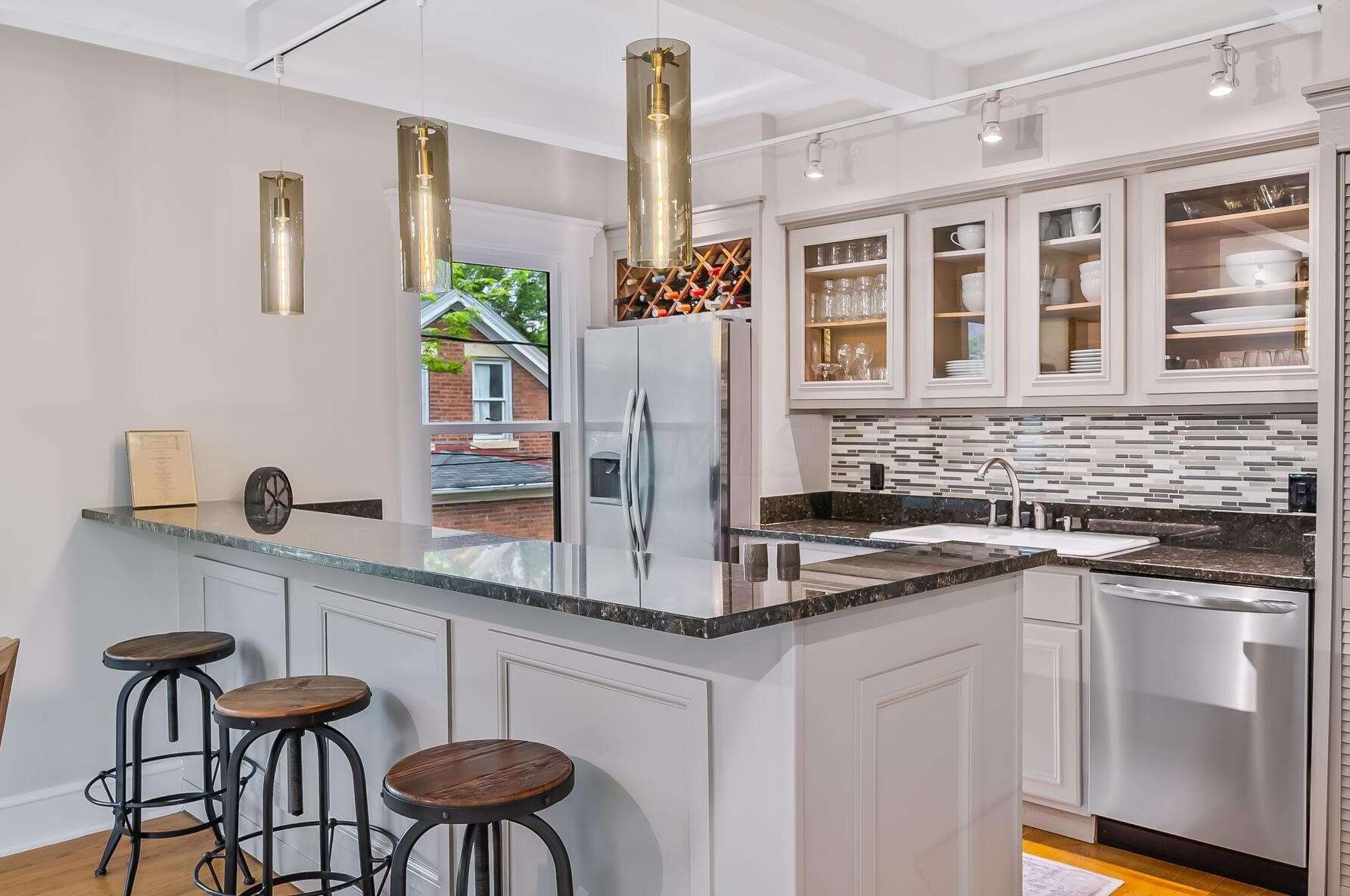 310 Alexander Aly, Columbus OH 43206-2190 exterior