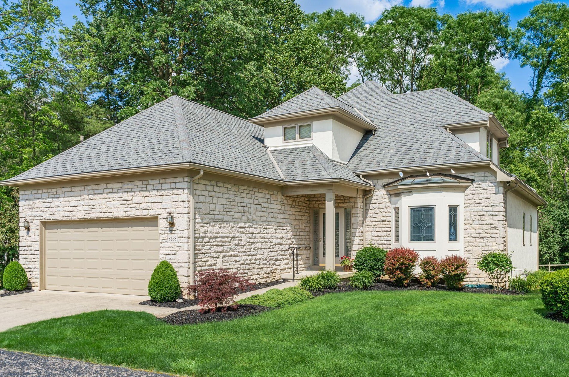 5258 Lola Way, Columbus, OH 43235-3478