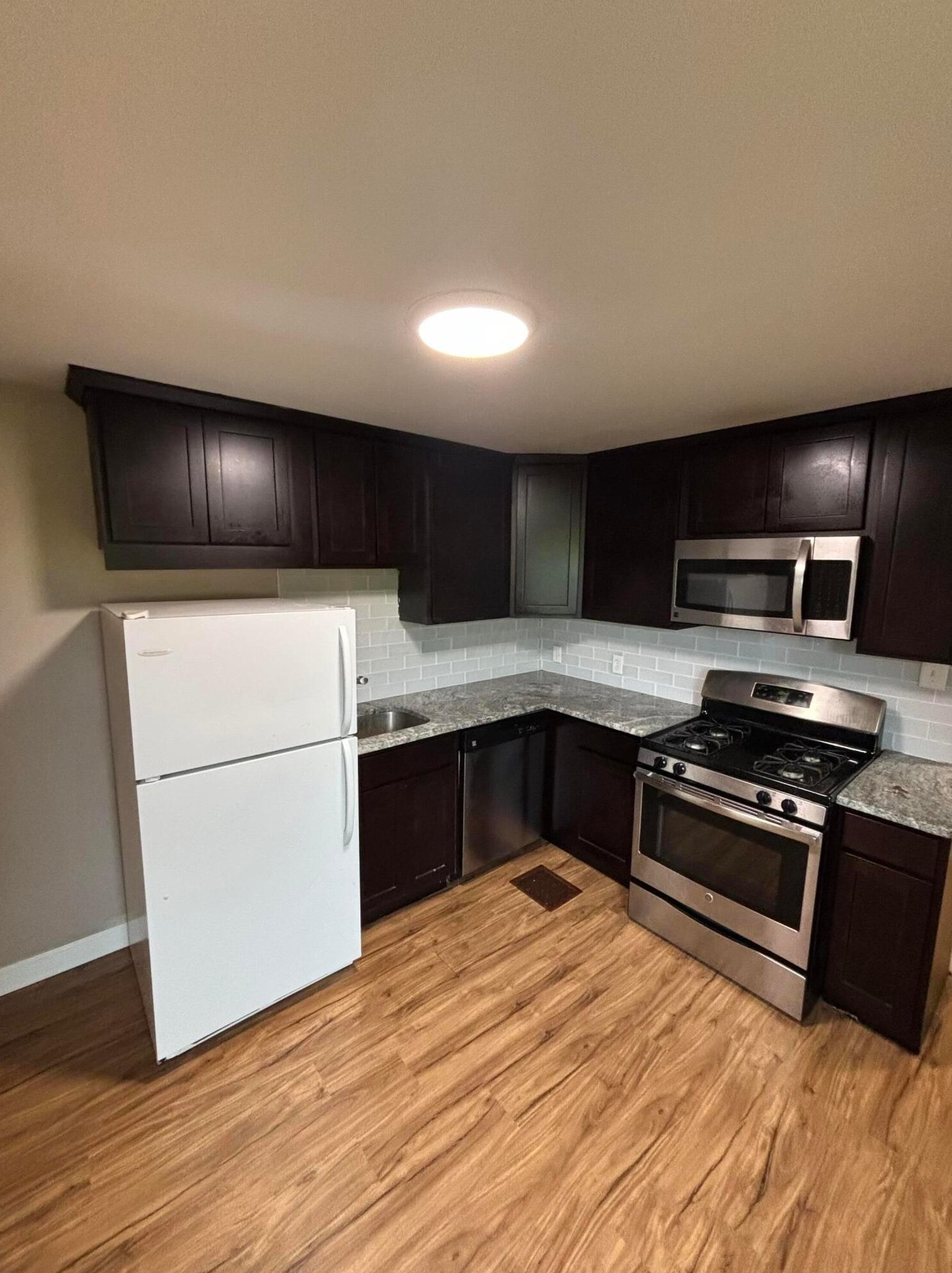 1084 Sells Ave #d, Columbus, OH 43212