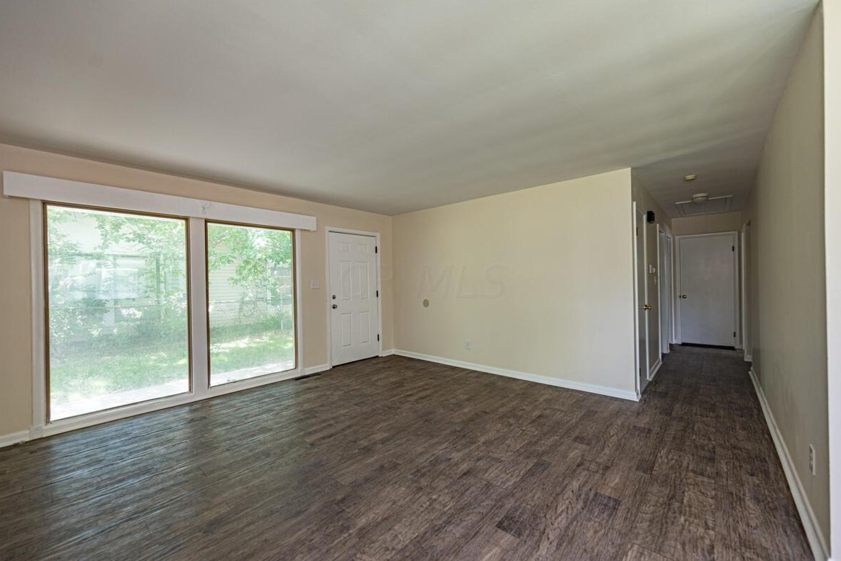 3372 Mary Ave, Columbus OH 43204-1797 exterior