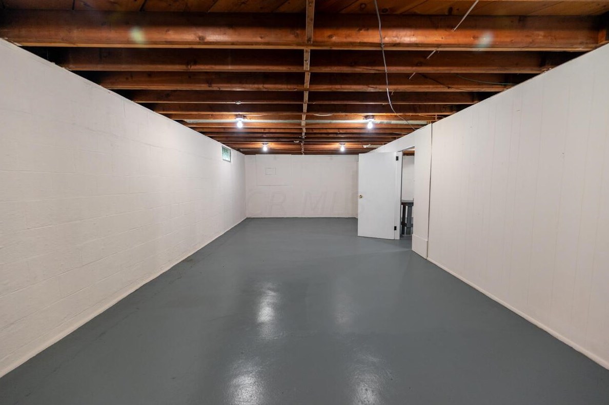 3372 Mary Ave, Columbus OH 43204-1797 exterior