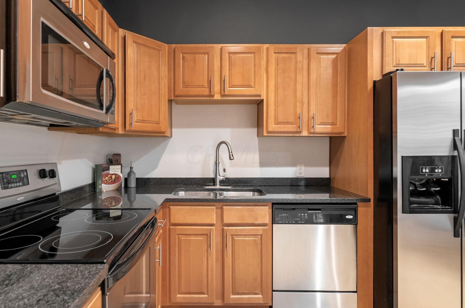 1055 Michigan Ave, Columbus OH  43201-3332 exterior