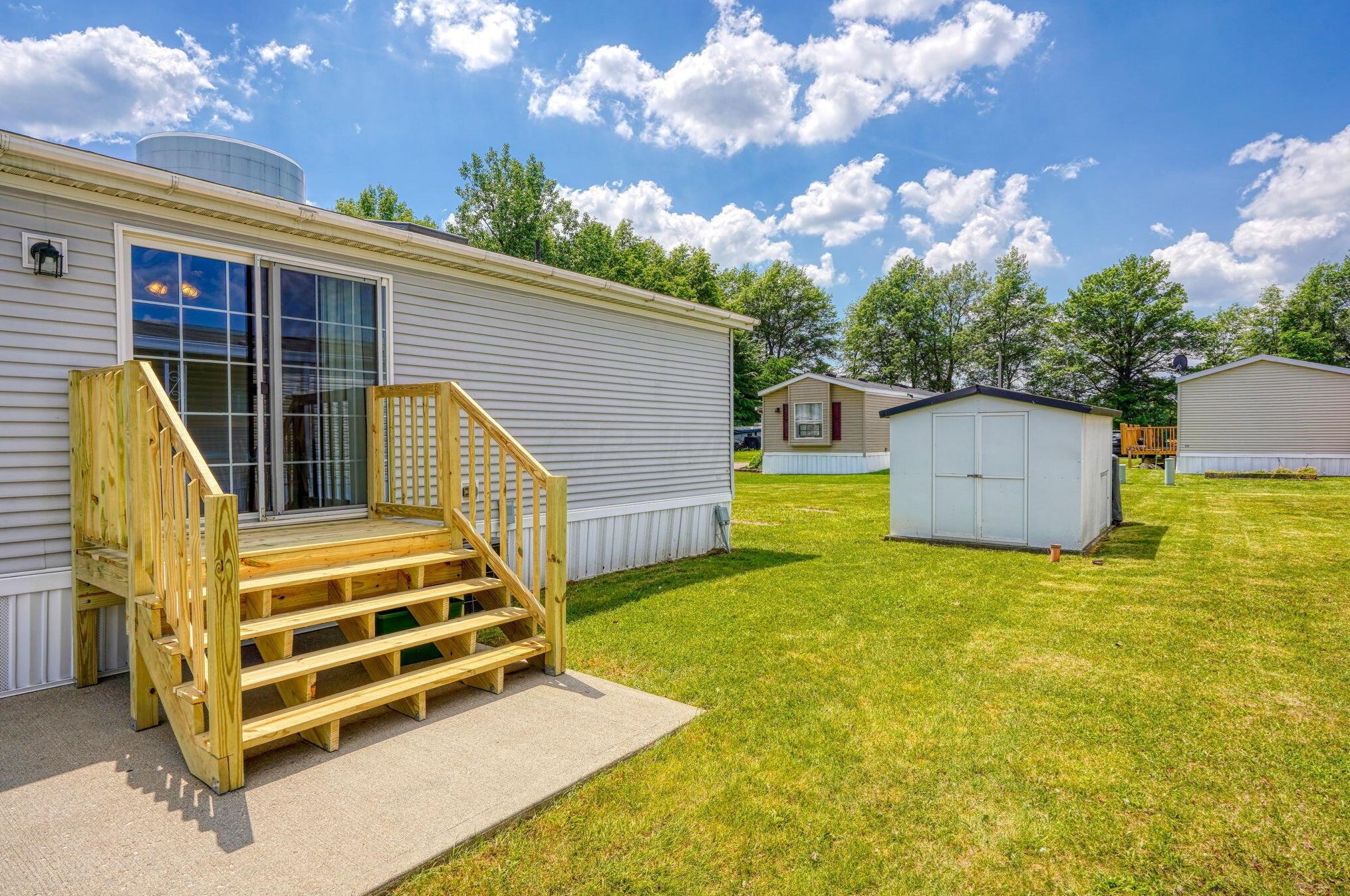 217 Rona Blvd, Pataskala OH  43062-7234 exterior