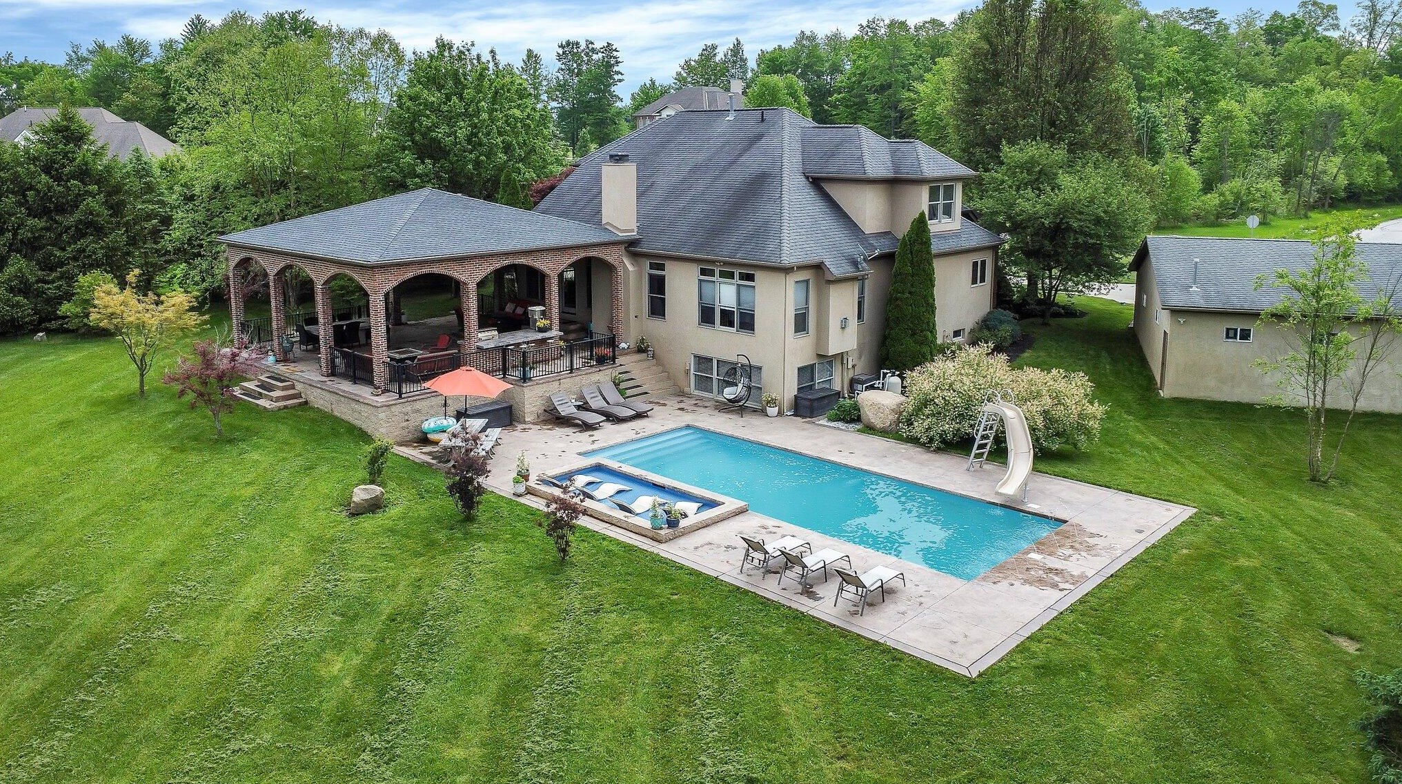168 Reserve Dr, Granville, OH 43023-9026