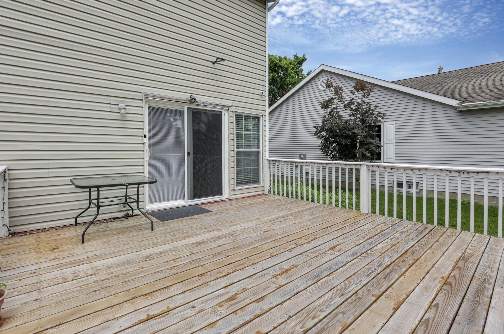 5959 Cape Coral Ln, Hilliard OH  43026-9793 exterior