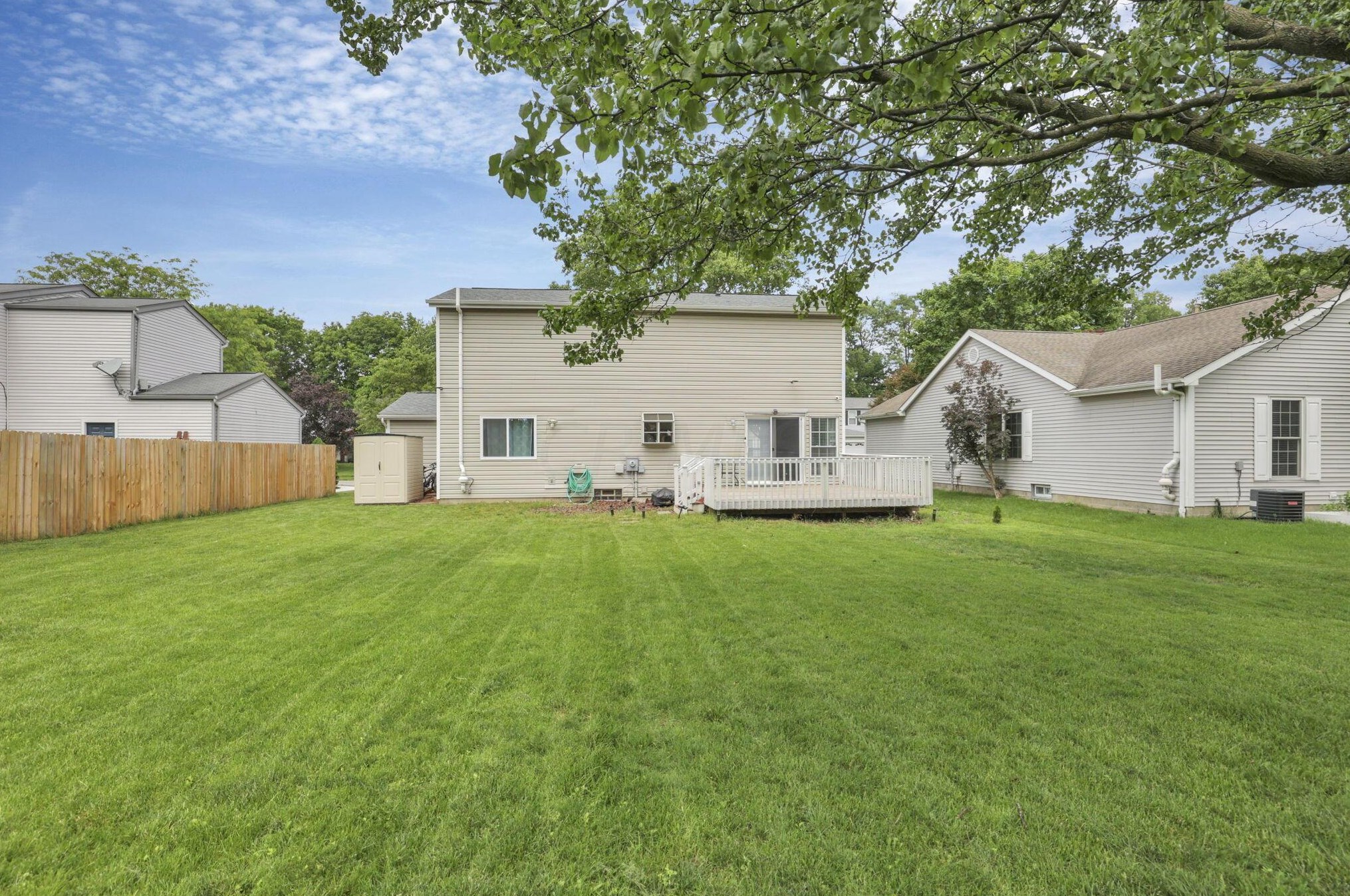 5959 Cape Coral Ln, Hilliard OH  43026-9793 exterior