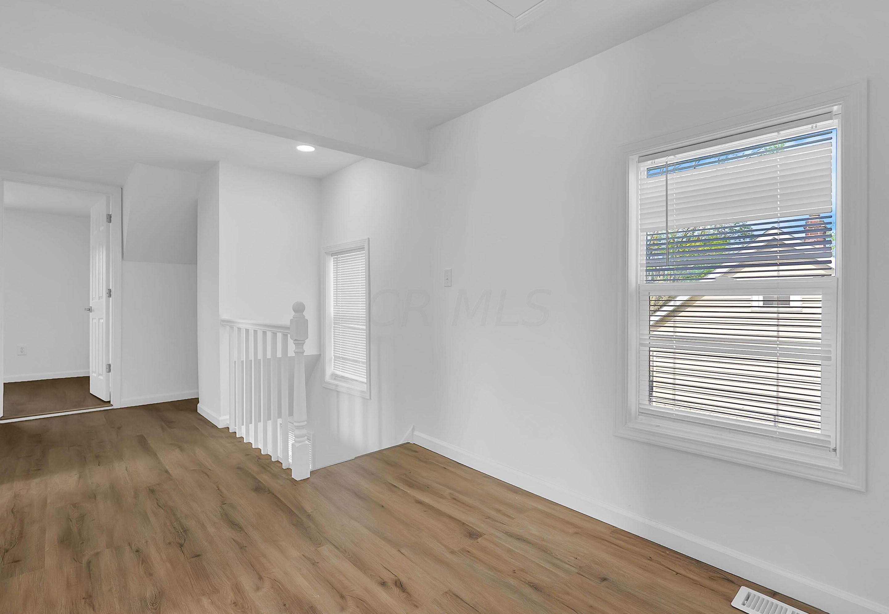 1010 Olmstead Ave, Columbus OH 43201-3023 exterior