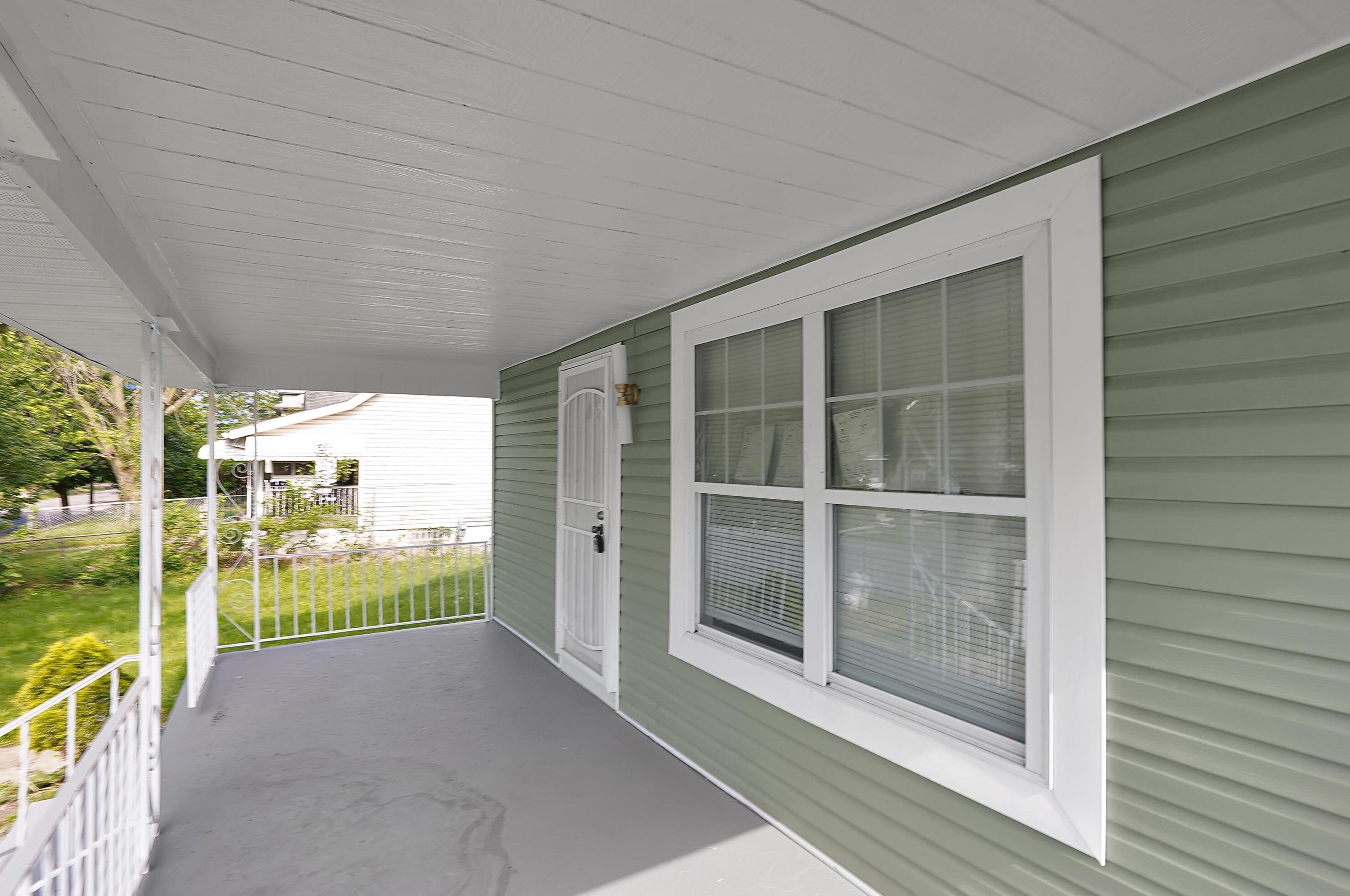 1010 Olmstead Ave, Columbus, OH 43201-3023