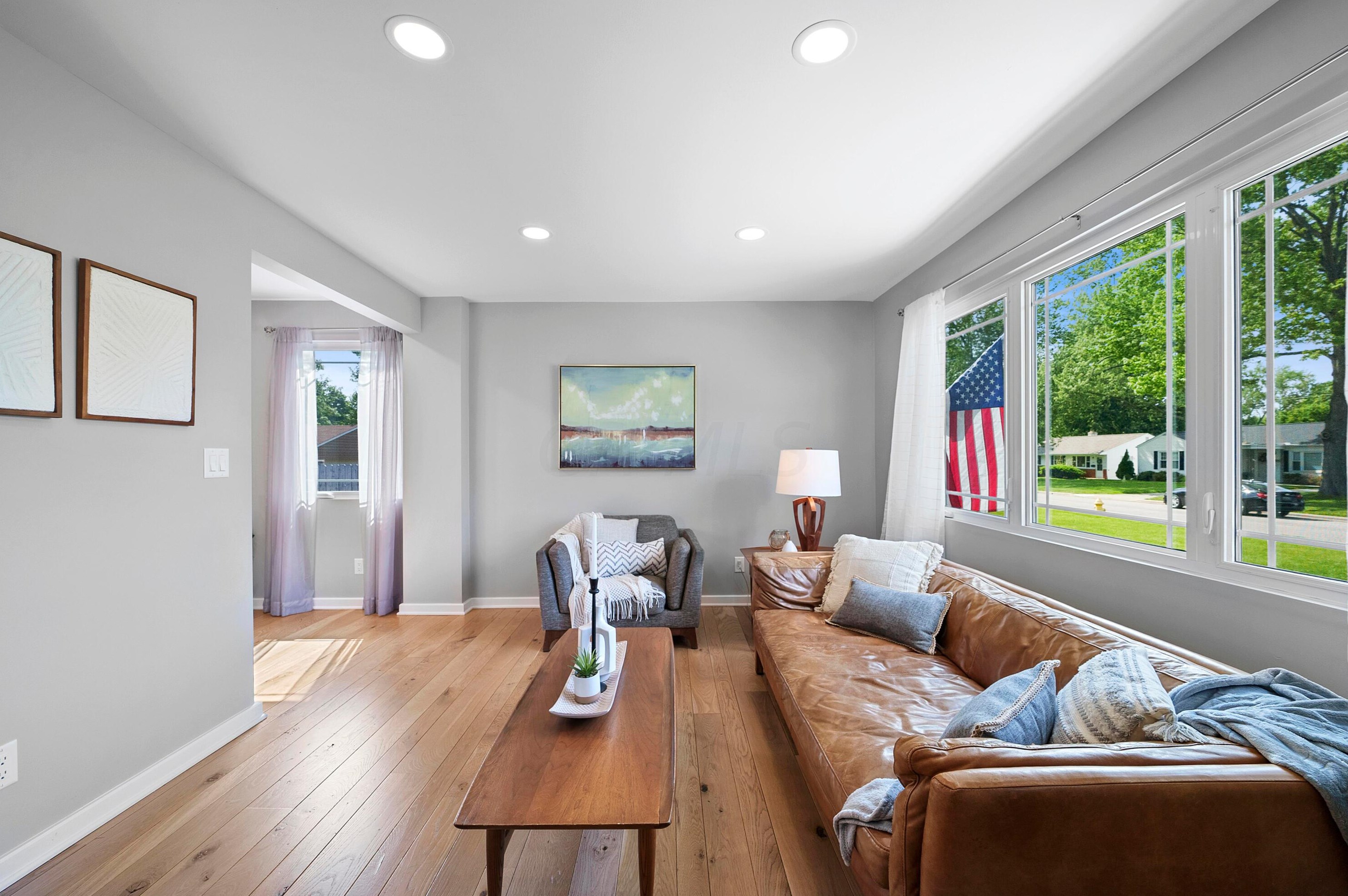 2225 Edgevale Rd, Columbus OH 43221-1162 exterior