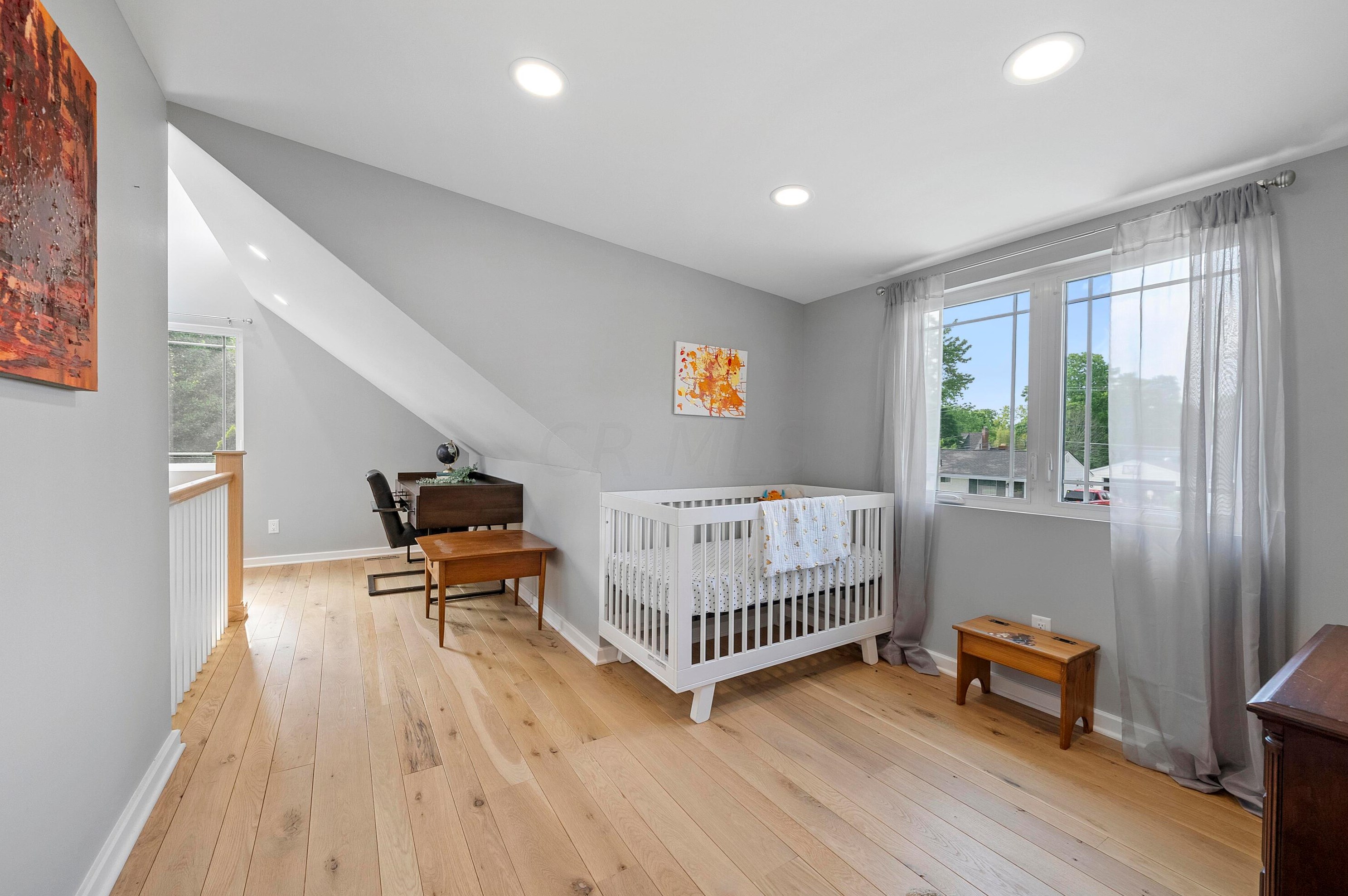 2225 Edgevale Rd, Columbus OH 43221-1162 exterior