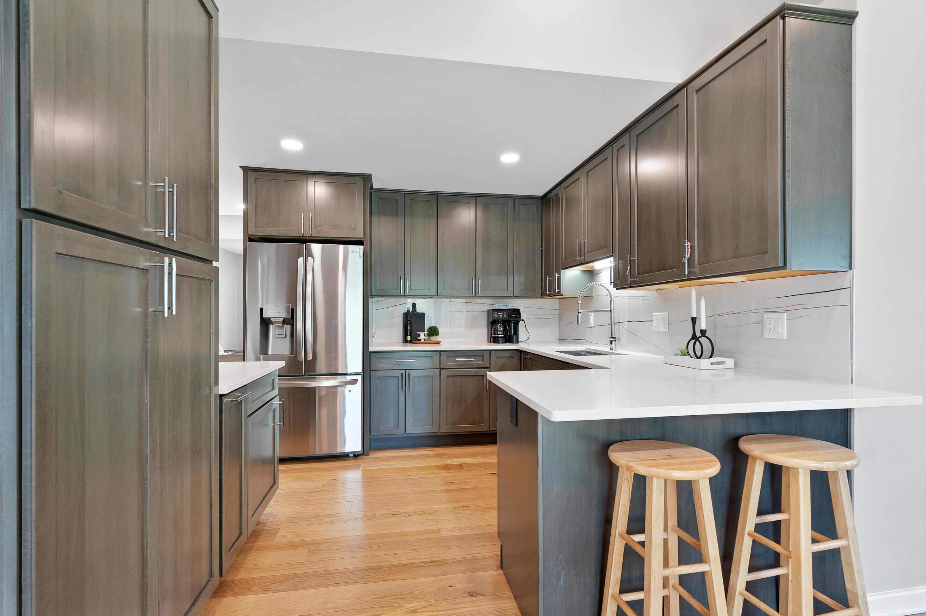 2225 Edgevale Rd, Columbus OH 43221-1162 exterior