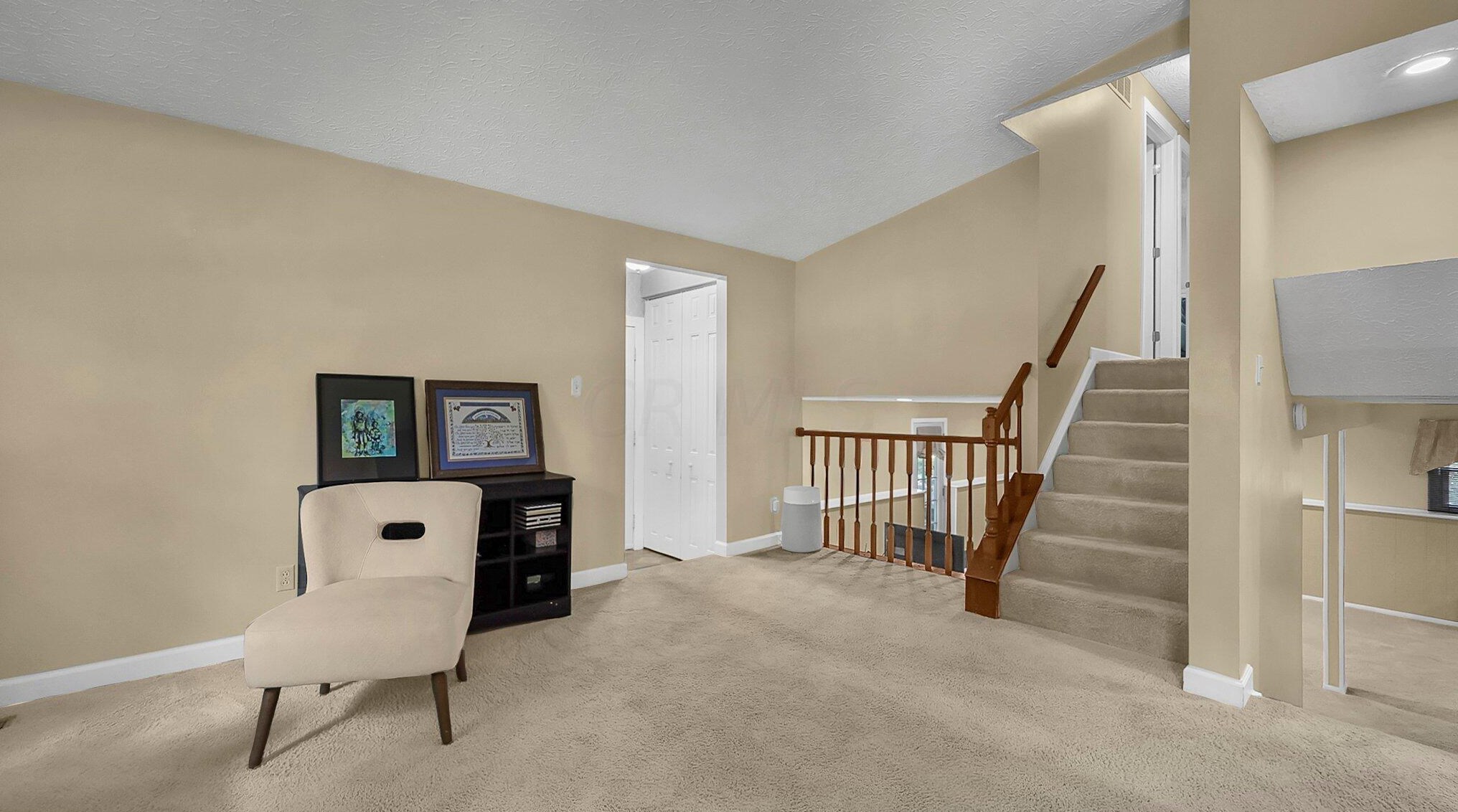 7832 Larchwood St, Dublin OH  43016 exterior