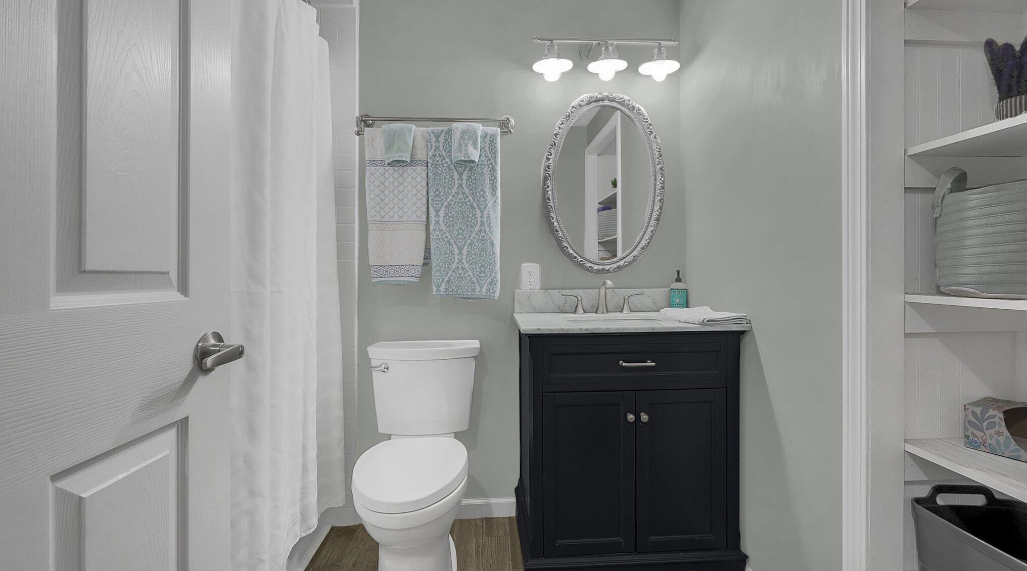 7832 Larchwood St, Dublin OH  43016 exterior