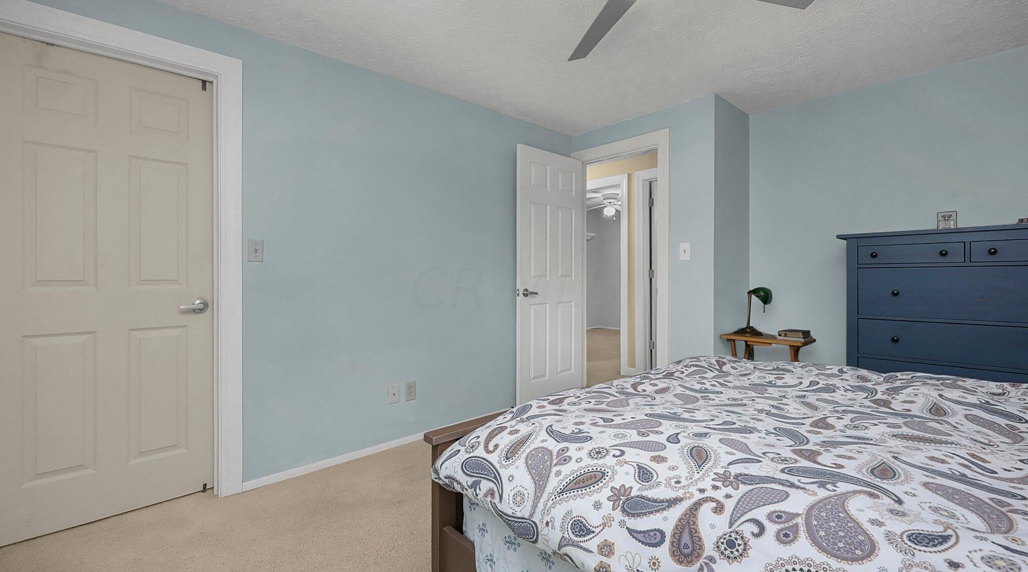 7832 Larchwood St, Dublin OH  43016 exterior