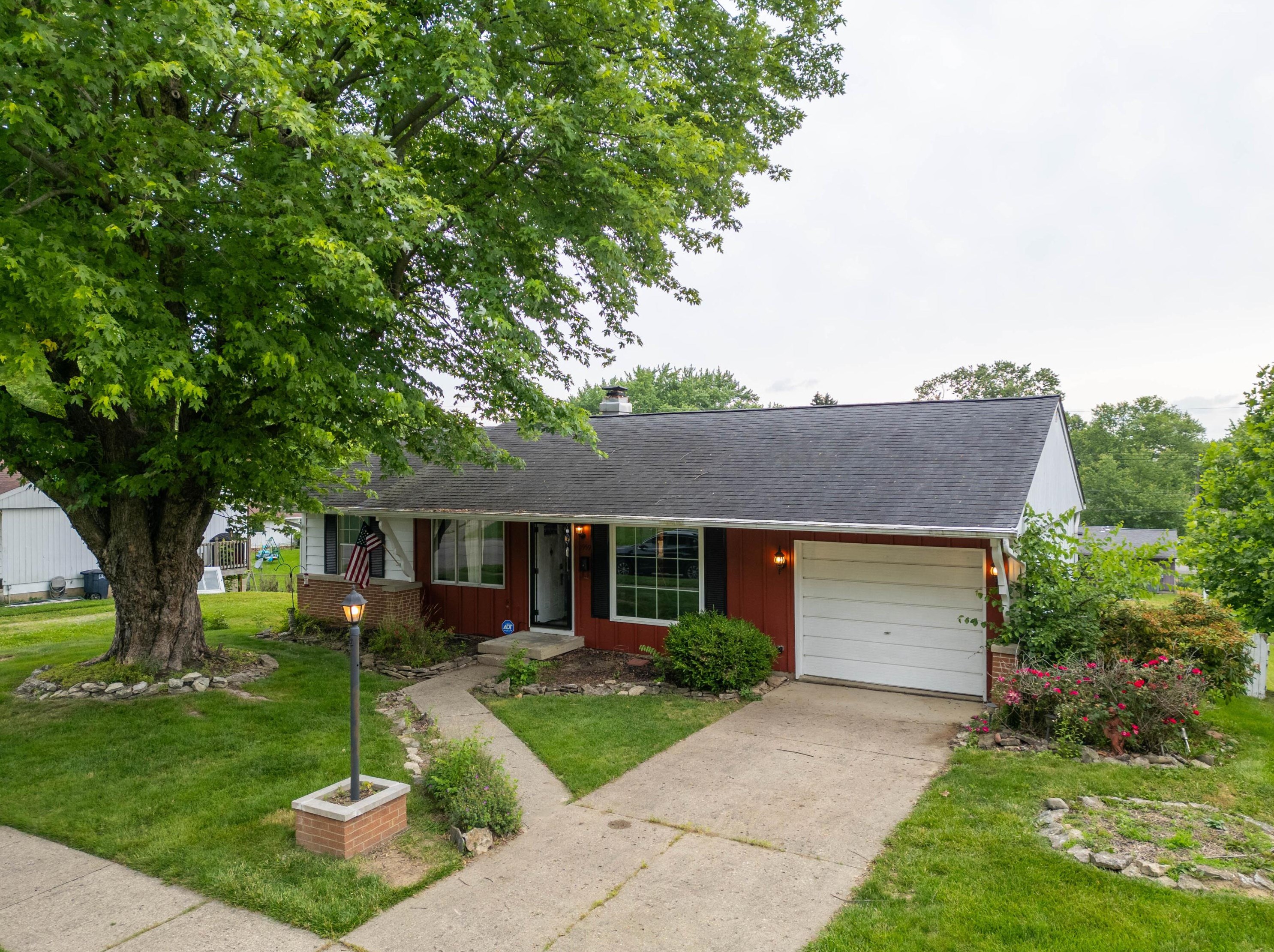 1959 Shoshone Dr, Lancaster OH  43130-2232 exterior