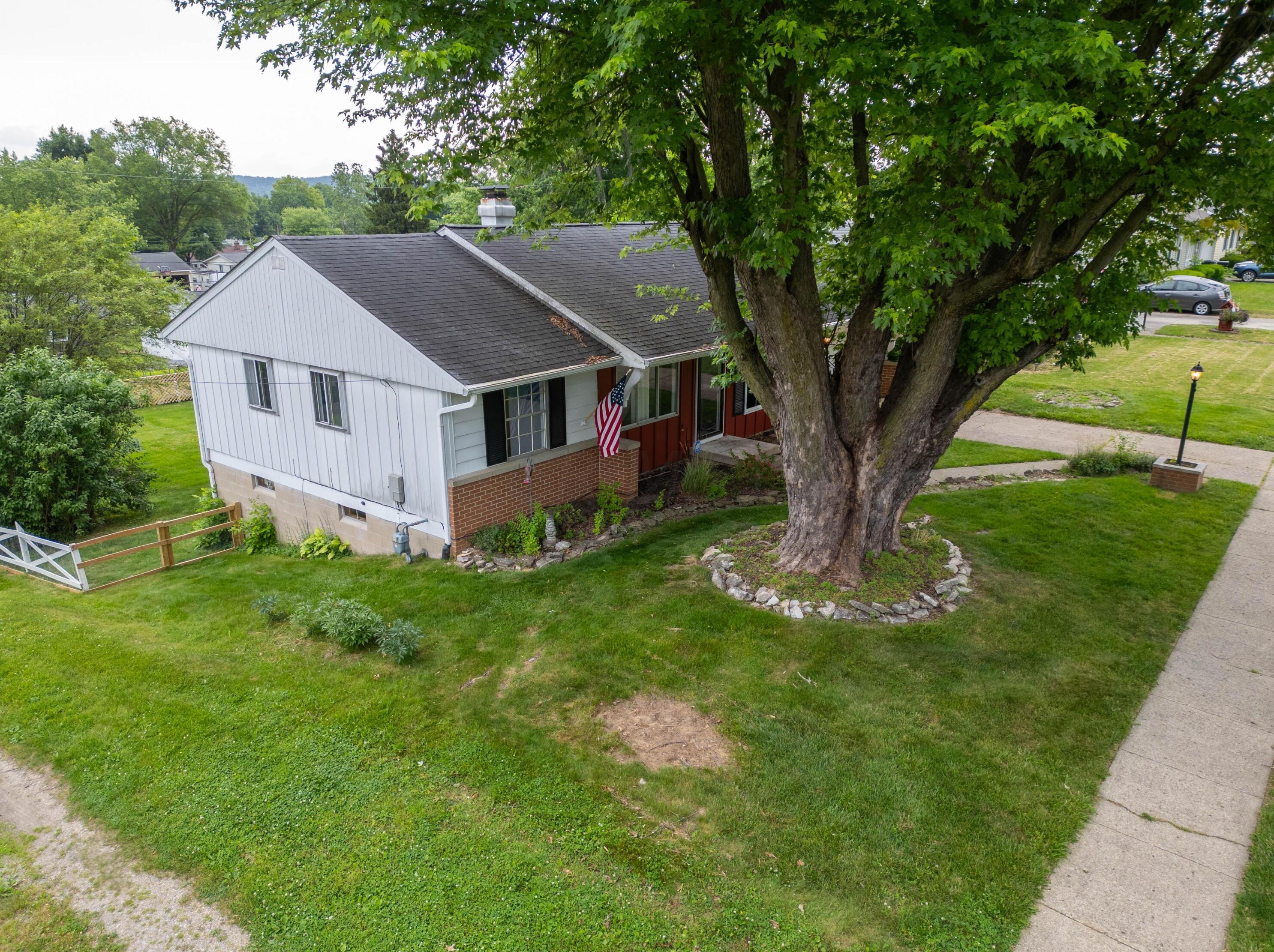1959 Shoshone Dr, Lancaster OH  43130-2232 exterior