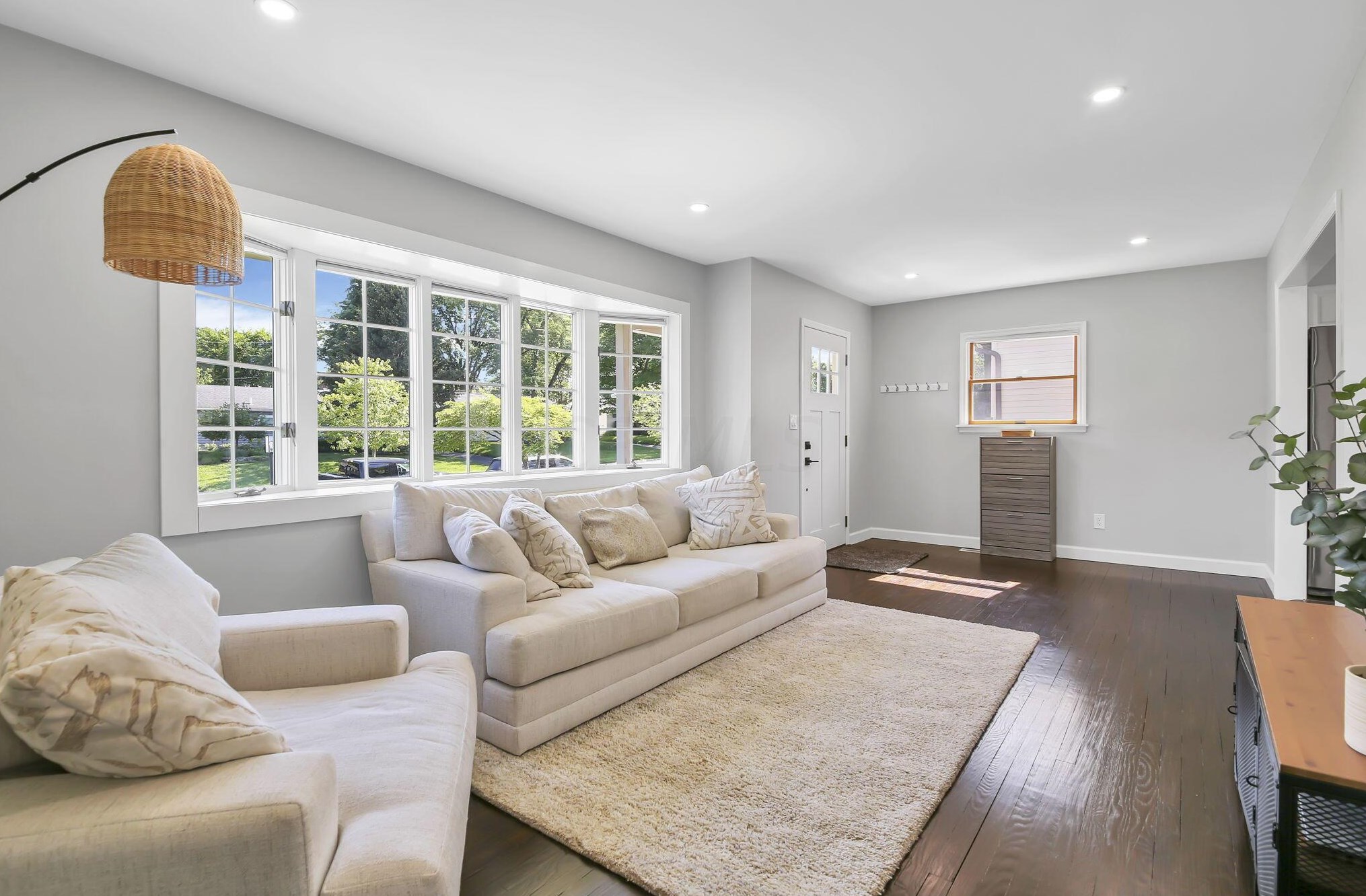 2731 Nottingham Rd, Columbus OH 43221-1157 exterior