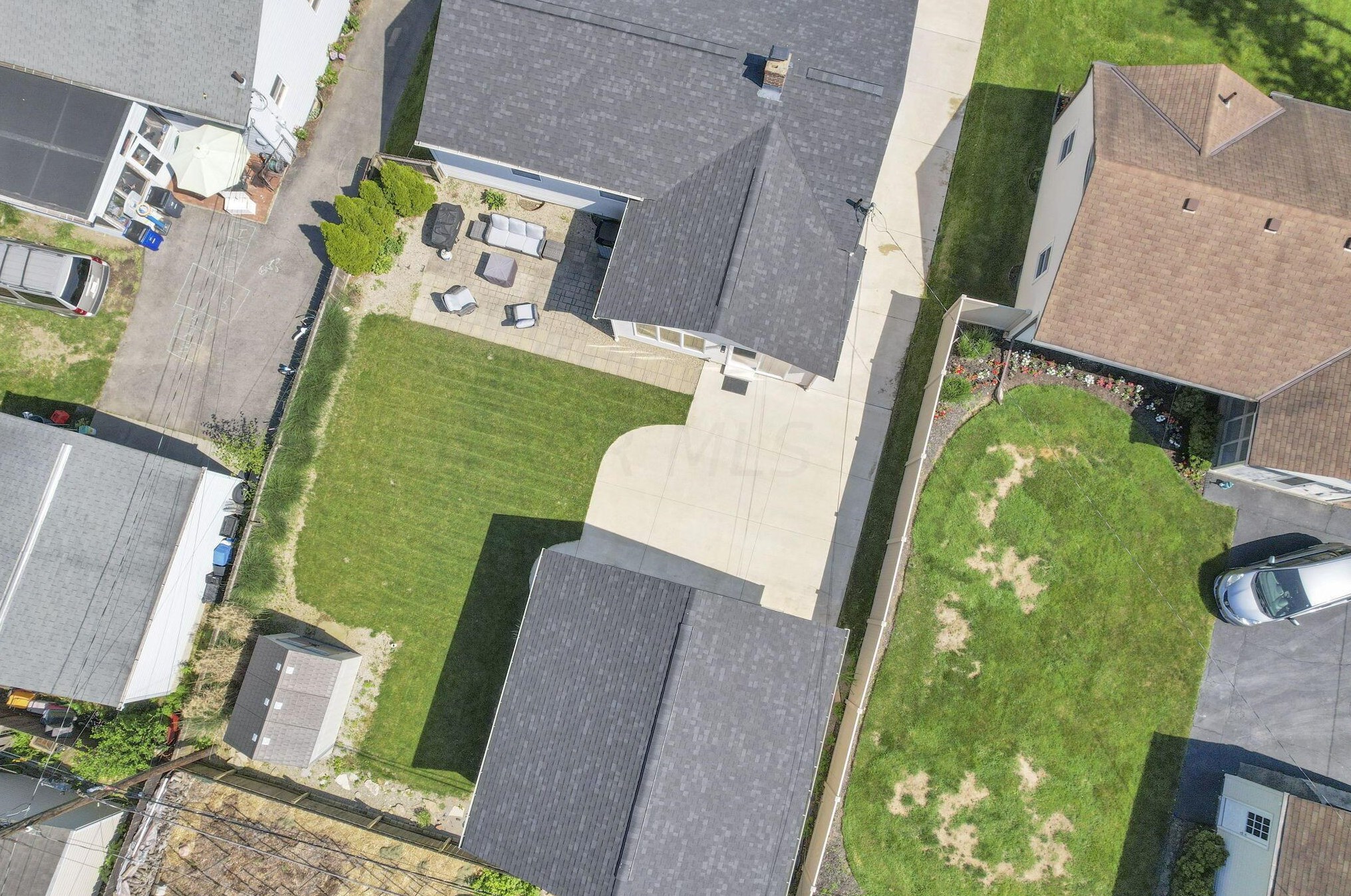 2731 Nottingham Rd, Columbus OH 43221-1157 exterior