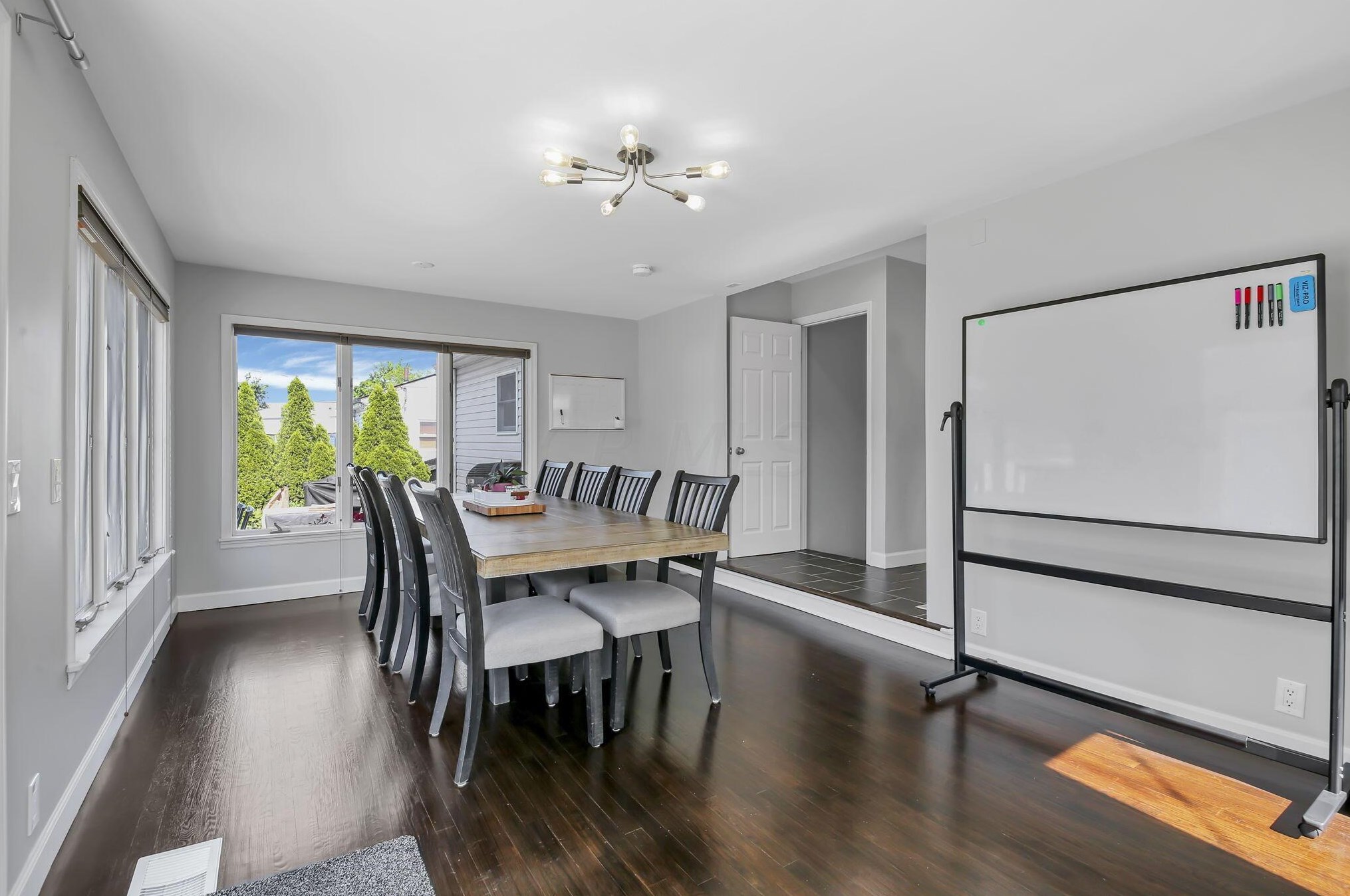 2731 Nottingham Rd, Columbus OH 43221-1157 exterior